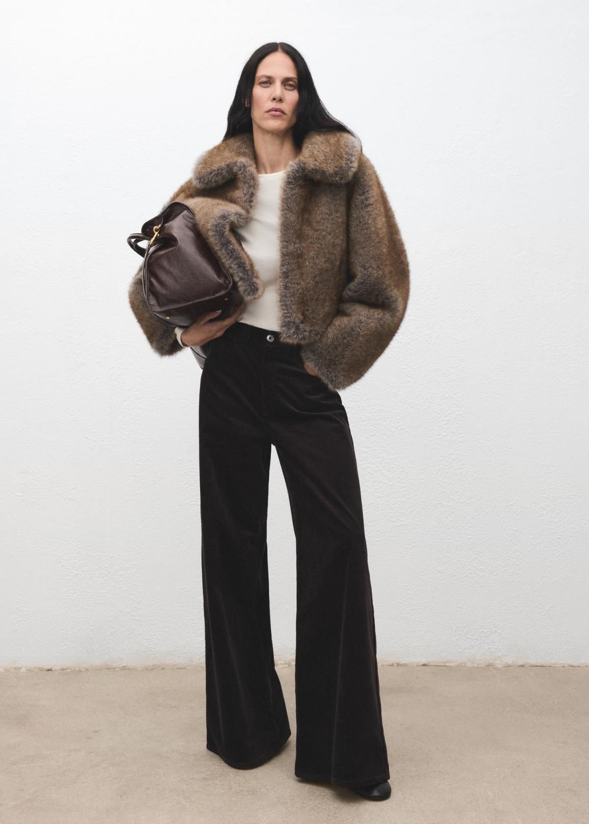 망고 코듀로이 하이웨스트 와이드 팬츠 17057780 CHOCOLATE - 상세 이미지 2