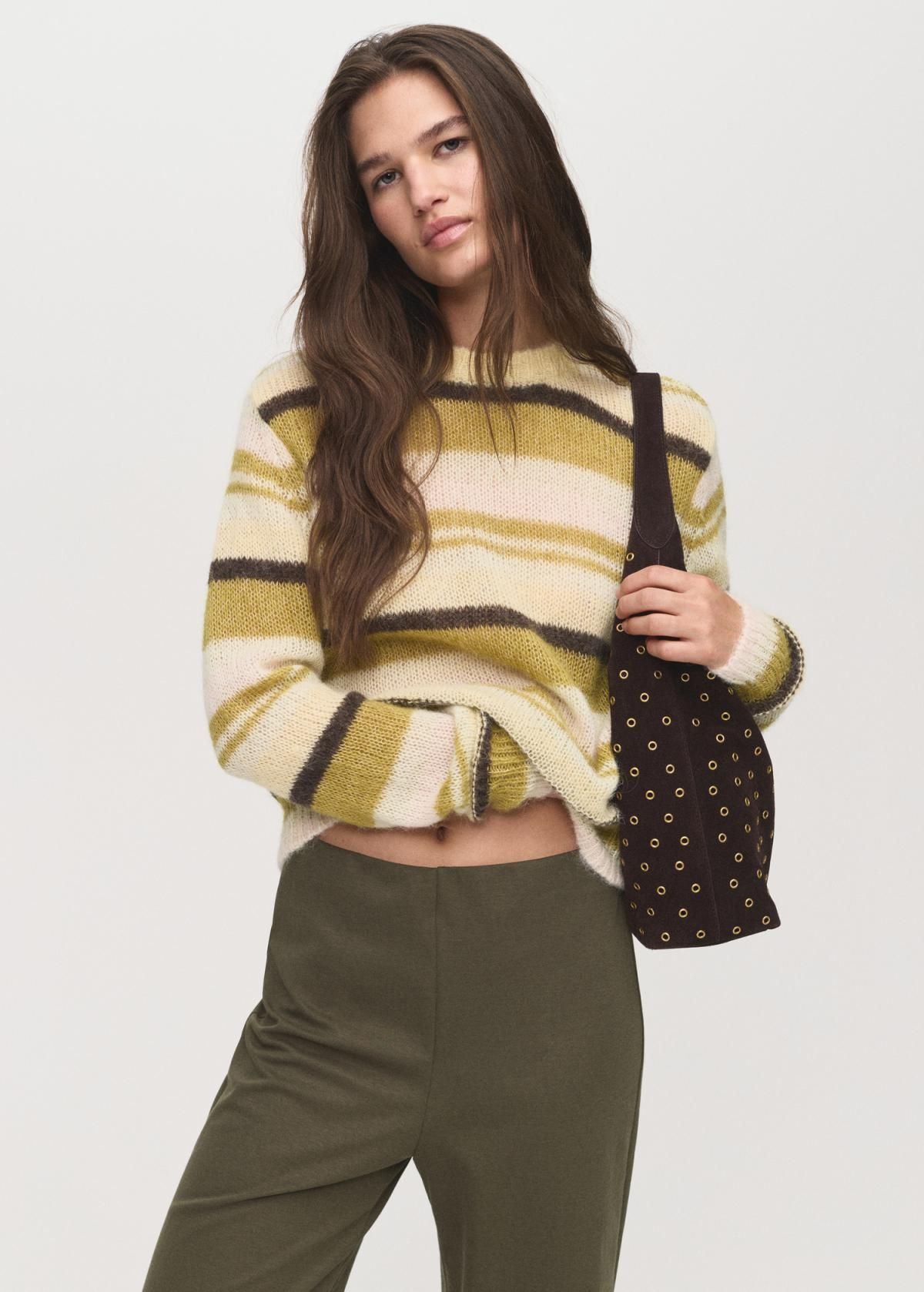 망고 테크니컬 코튼믹스 와이드 스트레이트 웨이스트밴딩 팬츠 17024084 KHAKI - 상세 이미지 4