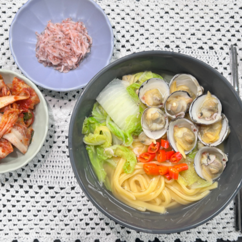 자연가득 동죽 호박칼국수세트 냉동 동죽 1kg + 칼국수면 230g - 상품 이미지