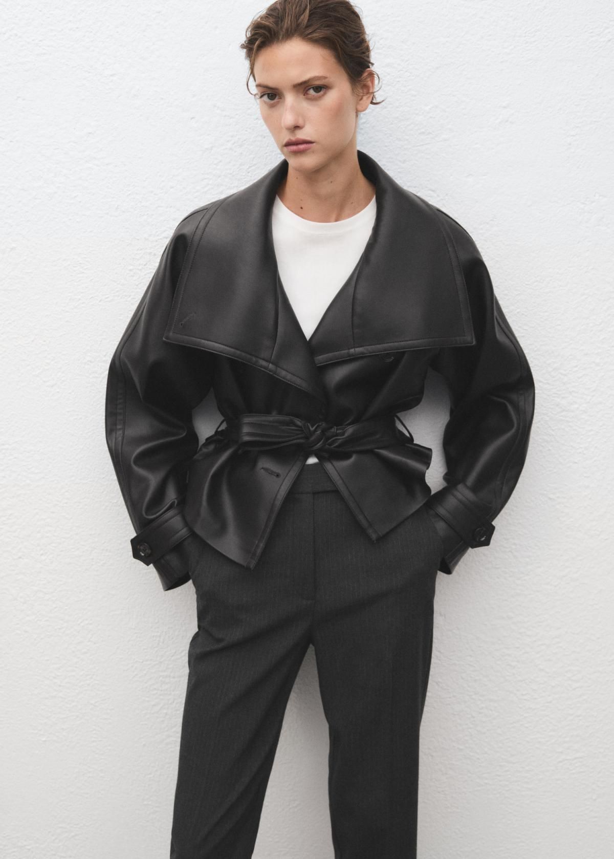 망고 테크니컬 슬림핏 크롭 스트라이프 팬츠 17065799 GRIS - 상세 이미지 4