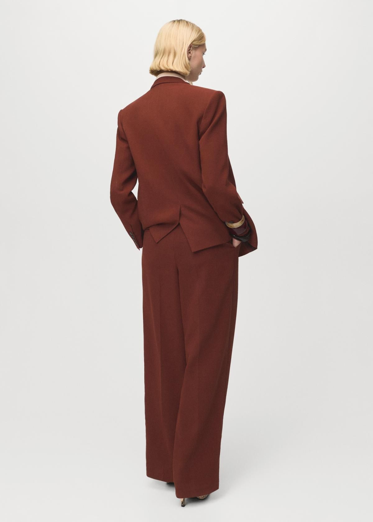 망고 모달 스트레이트핏 테크니컬 슬랙스 팬츠 17014151 NARANJA TOSTADO - 상세 이미지 3