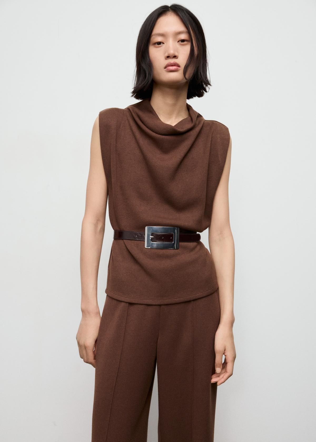 망고 브라운 와이드핏 스트레이트 슬랙스 팬츠 17027803 MARRON - 상세 이미지 4