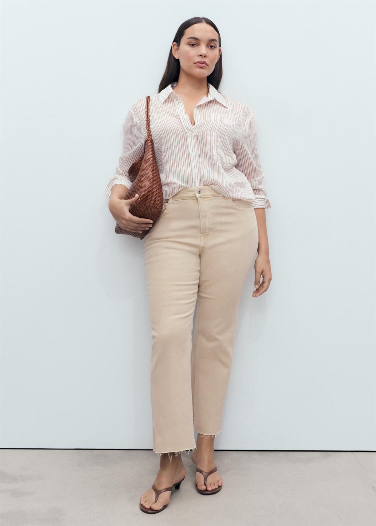 망고 크롭 플레어 베이지 데님 팬츠 17001209 ARENA - 상세 이미지 5