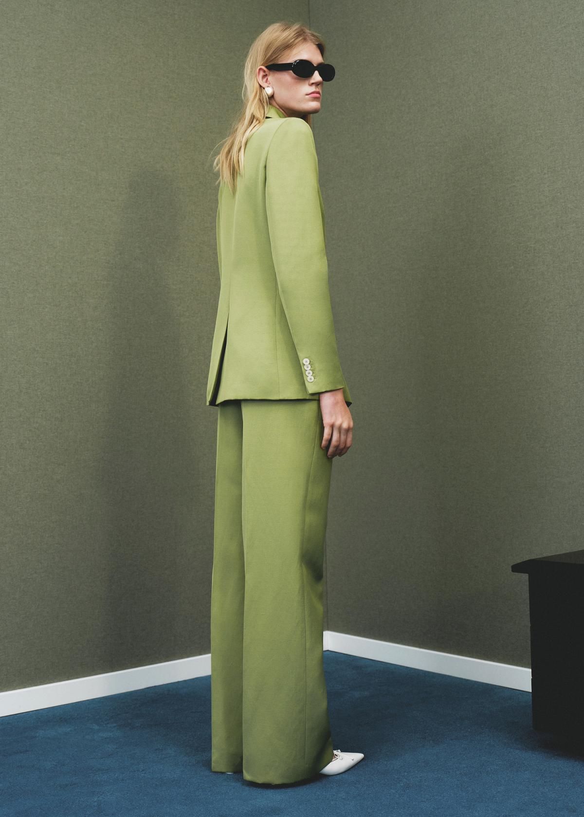 망고 라이트그린 하이웨이스트 린넨믹스 스트레이트 팬츠 17074790 VERDE - 상세 이미지 4