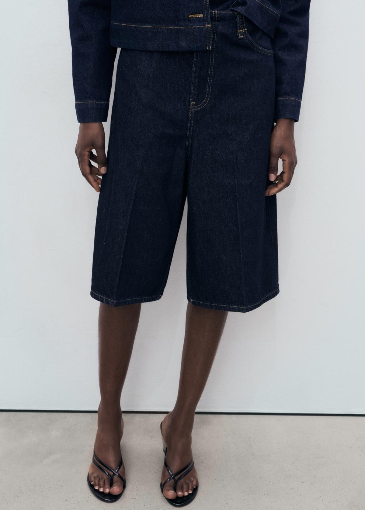 망고 데님 스트레이트핏 버뮤다 반바지 미드웨이스트 17073324 AZUL - 상세 이미지 2