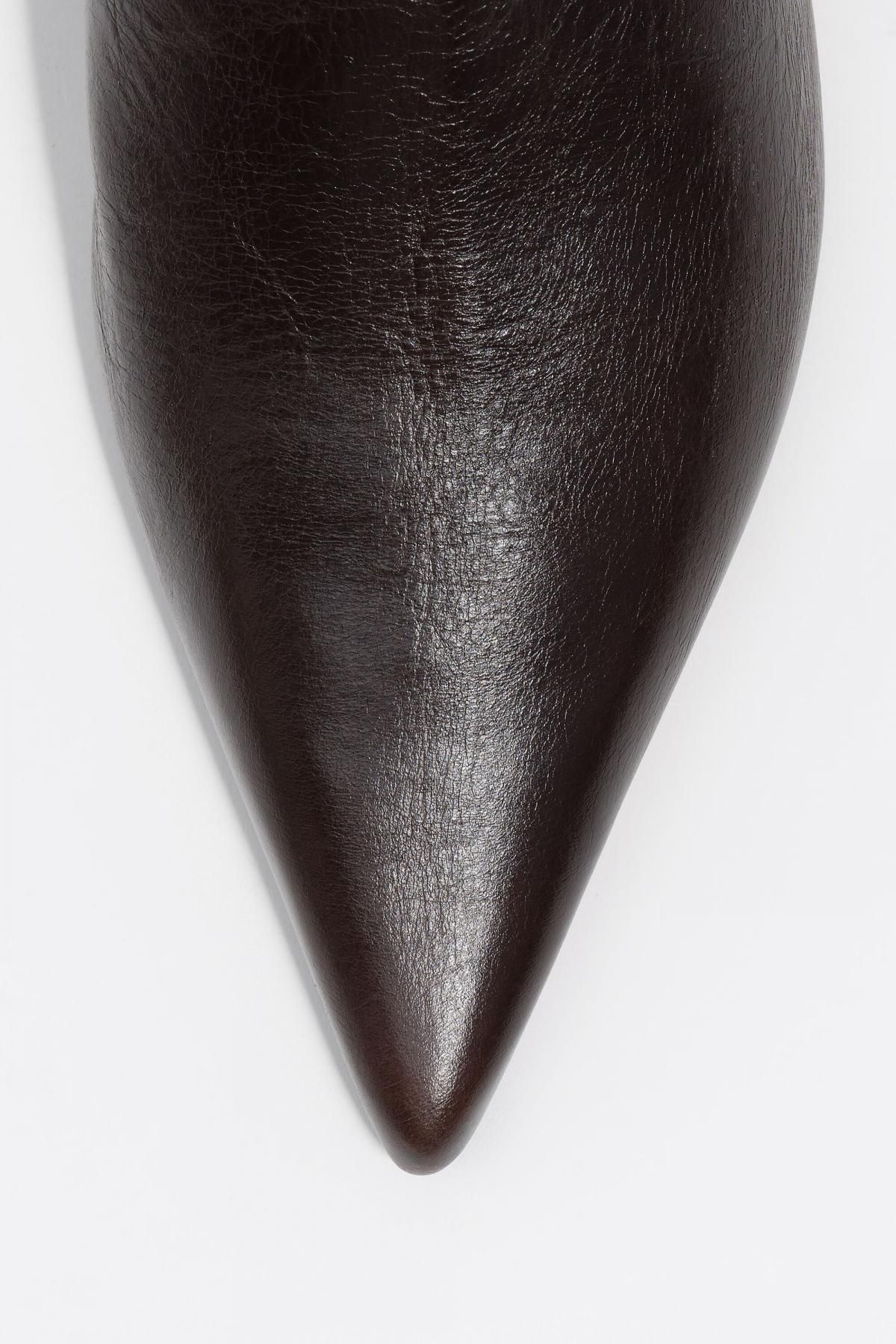 빔바이롤라 프리미엄 레더 포인티드토 다크브라운 앵클부츠 252BZ0613.10602 DARK BROWN - 상세 이미지 5