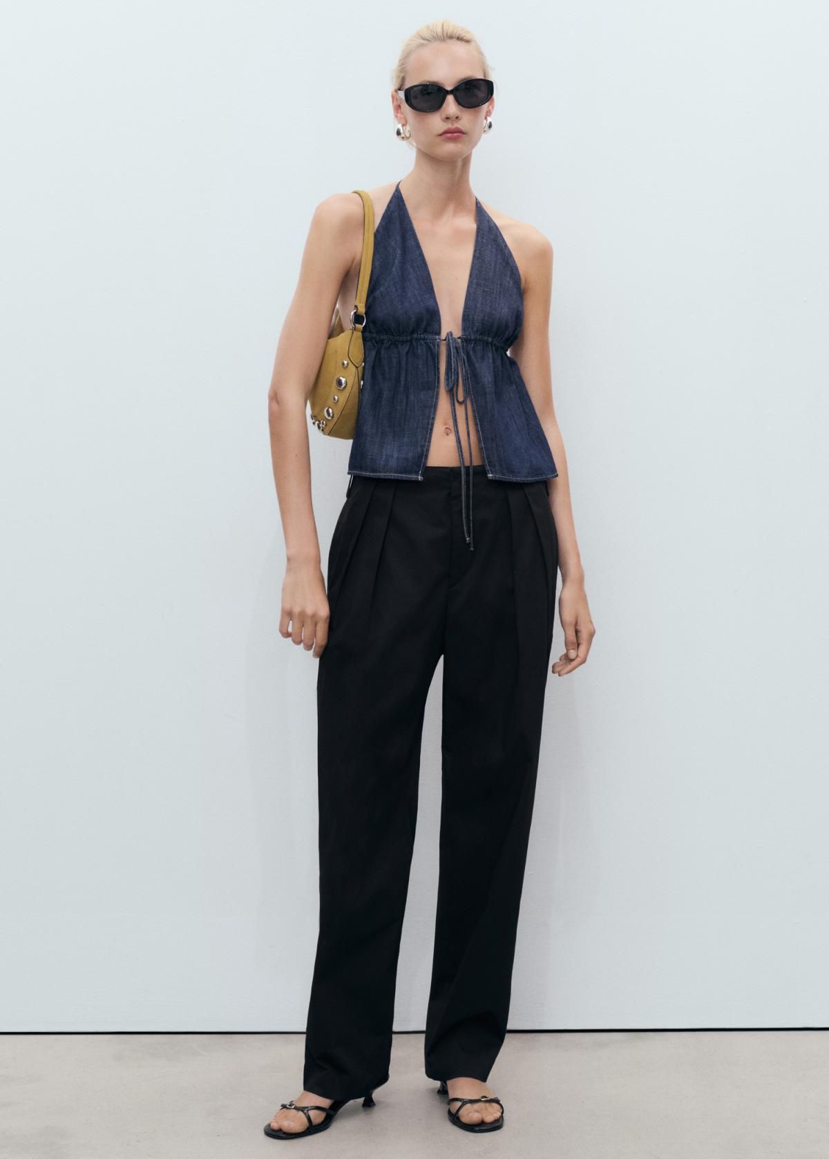 망고 코튼 스트레이트핏 버튼 디테일 롱 팬츠 17083331 NEGRO - 상세 이미지 2