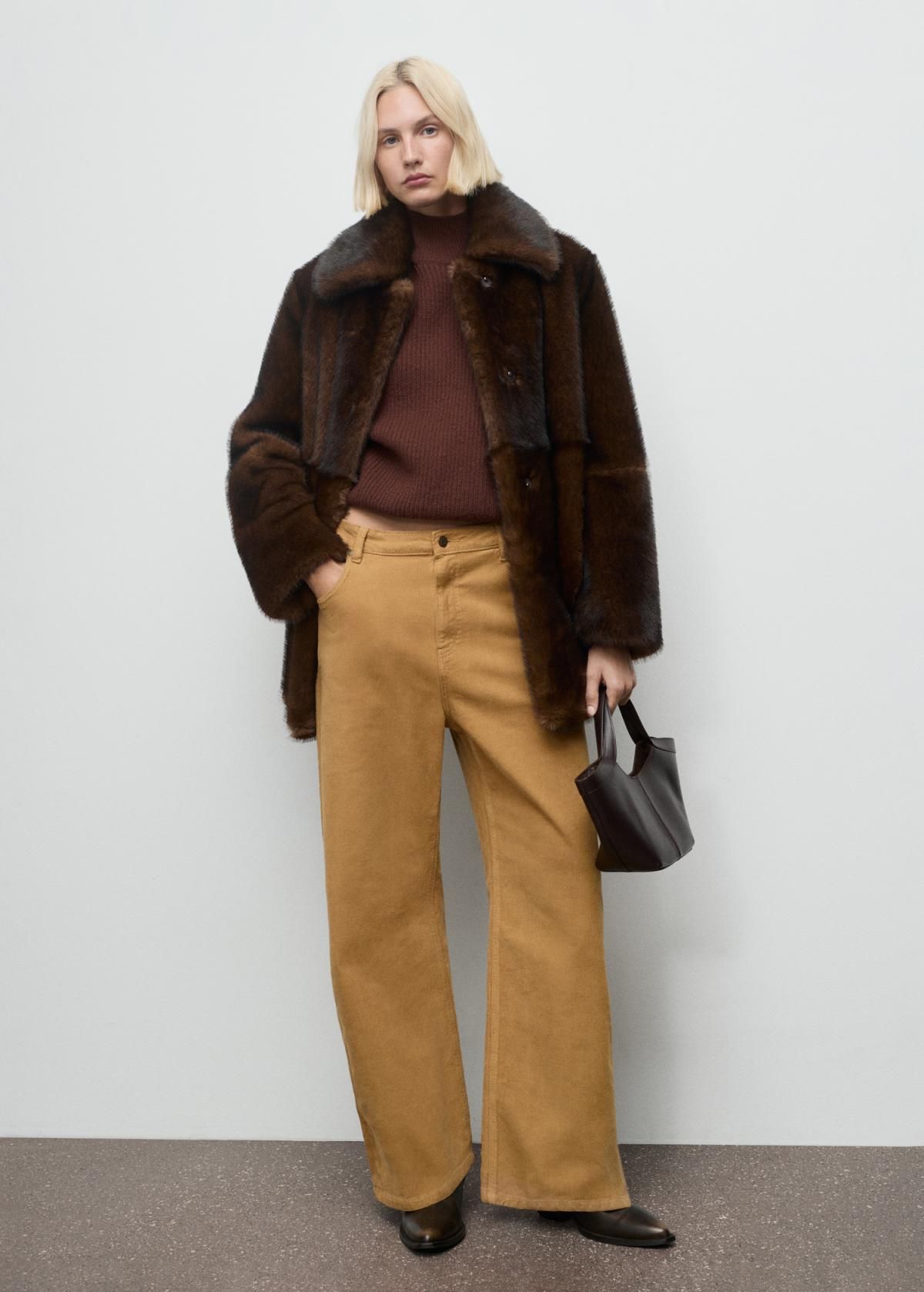 망고 코듀로이 와이드핏 하이웨이스트 팬츠 17015819 CARAMELO - 상세 이미지 2