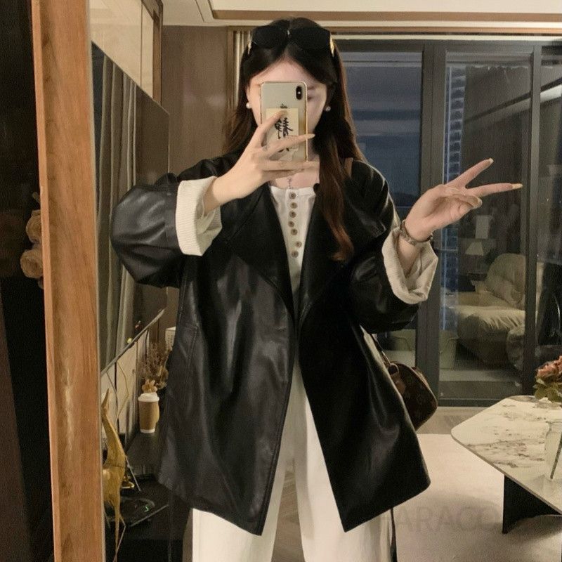 여성용 가을 블랙 레더 라이더자켓 중간 길이 가죽자켓 출근룩 하객룩 매칭 가능한 트렌디한 디자인 - 상세 이미지 4