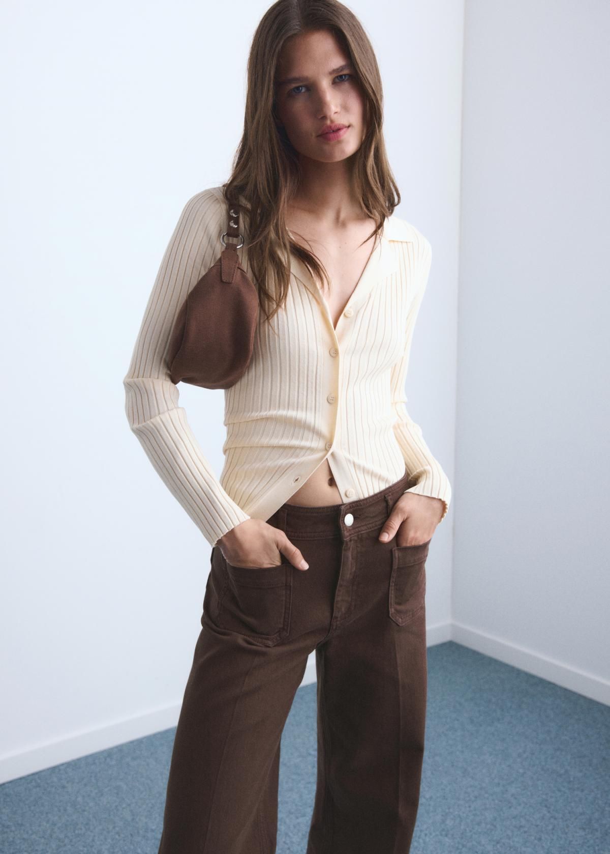 망고 트렌디 와이드핏 데님 와이드 팬츠 브라운 17074112 CHOCOLATE - 상세 이미지 4