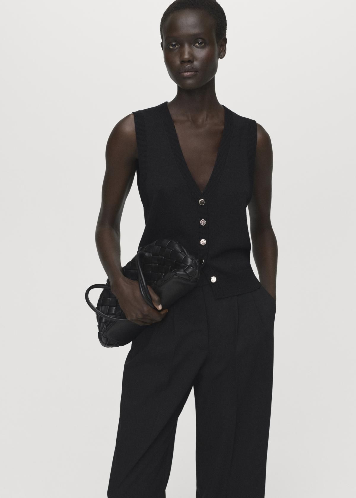 망고 테크니컬 와이드핏 핀턱 슬랙스 팬츠 17054422 NEGRO - 상세 이미지 4