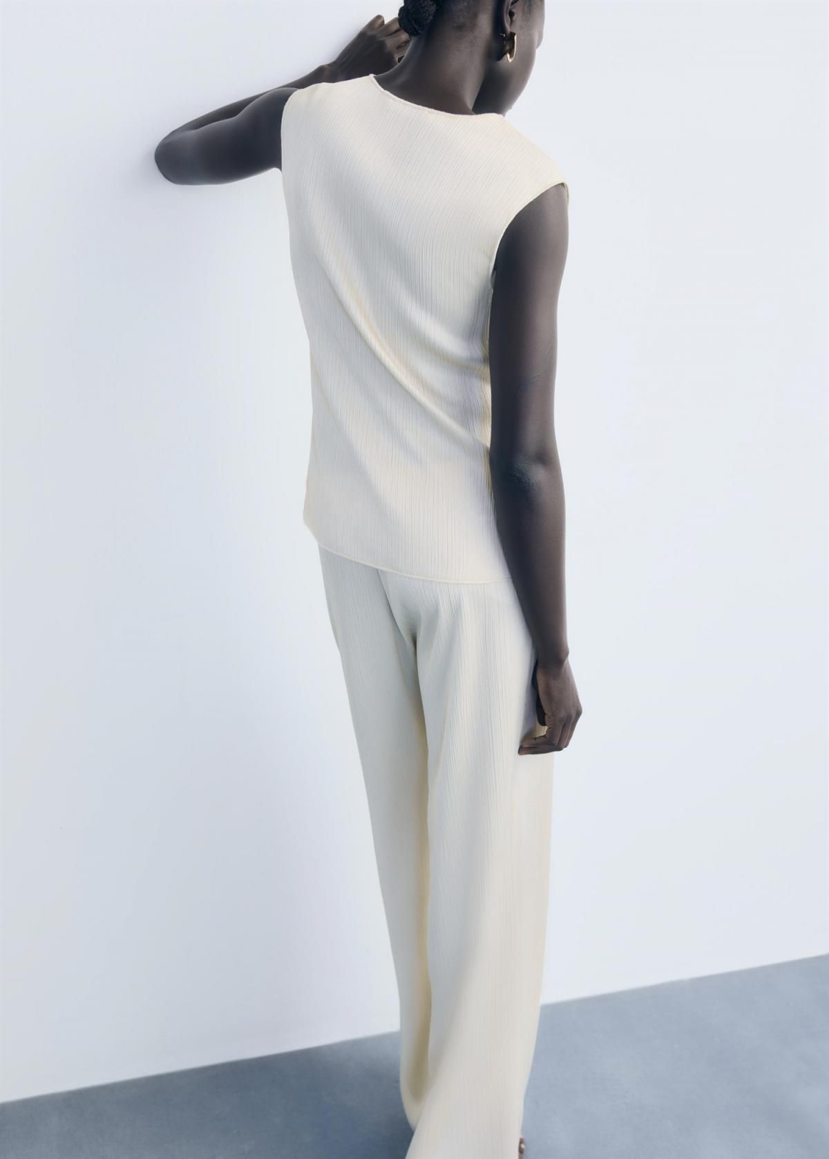 망고 플리츠 와이드 웨이스트밴드 팬츠 17064096 CRUDO - 상세 이미지 3