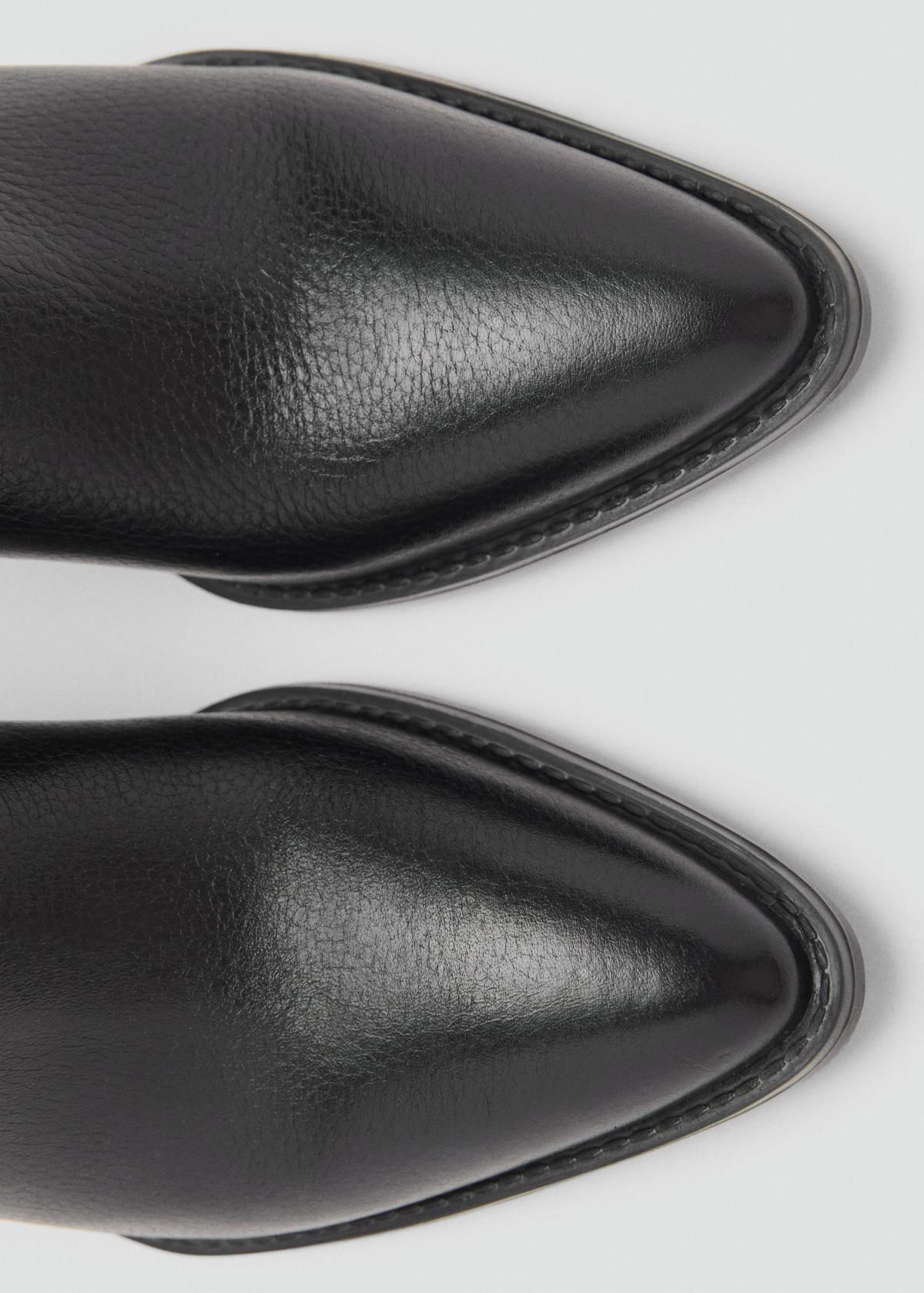 망고 프리미엄 소가죽 포인트토 청키힐 앵클부츠 17077804 NEGRO - 상세 이미지 4