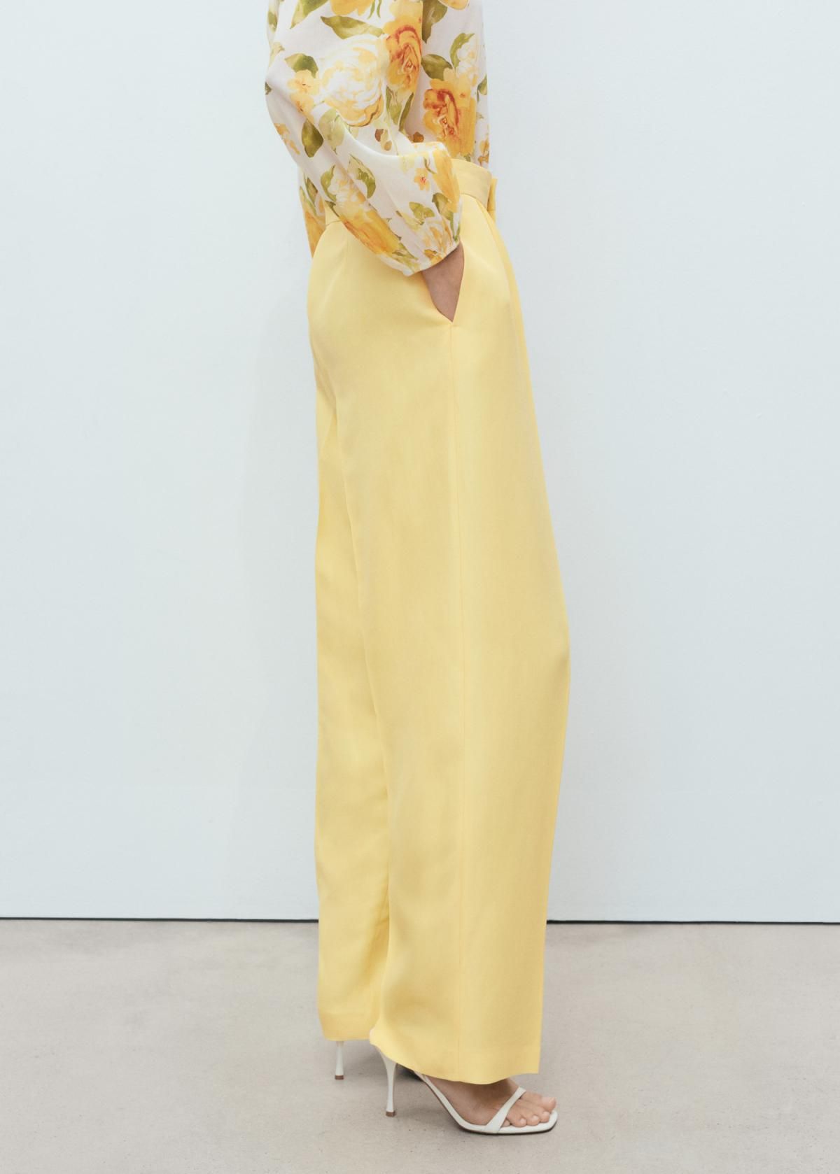 망고 라이트 옐로우 린넨 블렌드 스트레이트 핀턱 팬츠 17021270 AMARILLO - 상품 이미지