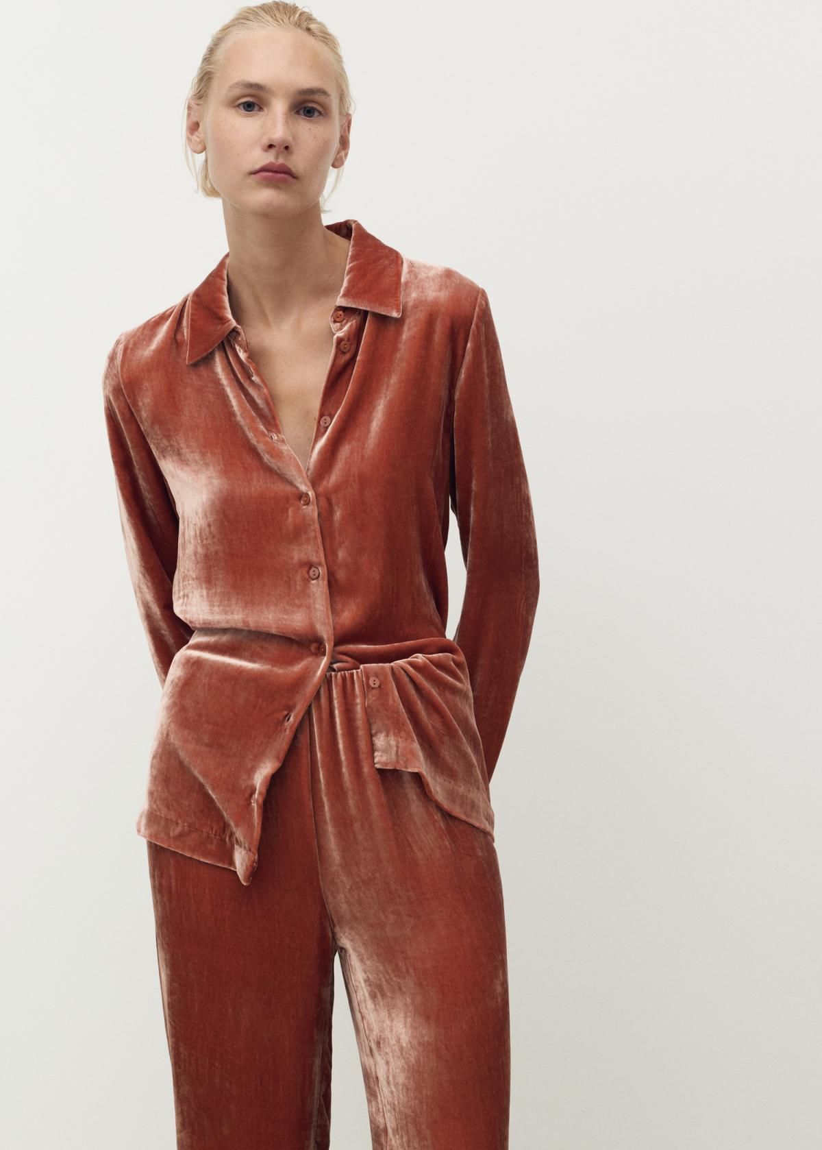 망고 벨벳 테크니컬 세미와이드 팬츠 17014114 NARANJA TOSTADO - 상세 이미지 4