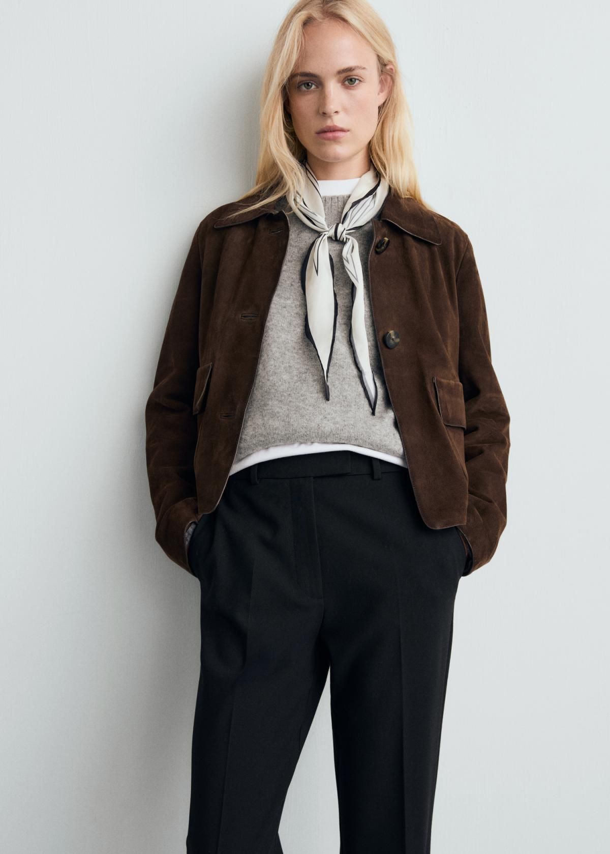 망고 블랙 미드웨이스트 플레어 부츠컷 팬츠 17006734 NEGRO - 상세 이미지 4