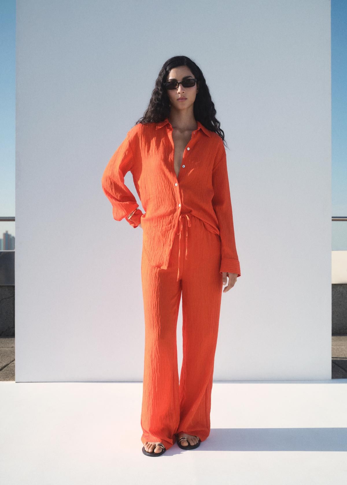 망고 크링클 와이드핏 스트레이트 팬츠 오렌지 17073328 NARANJA - 상세 이미지 2