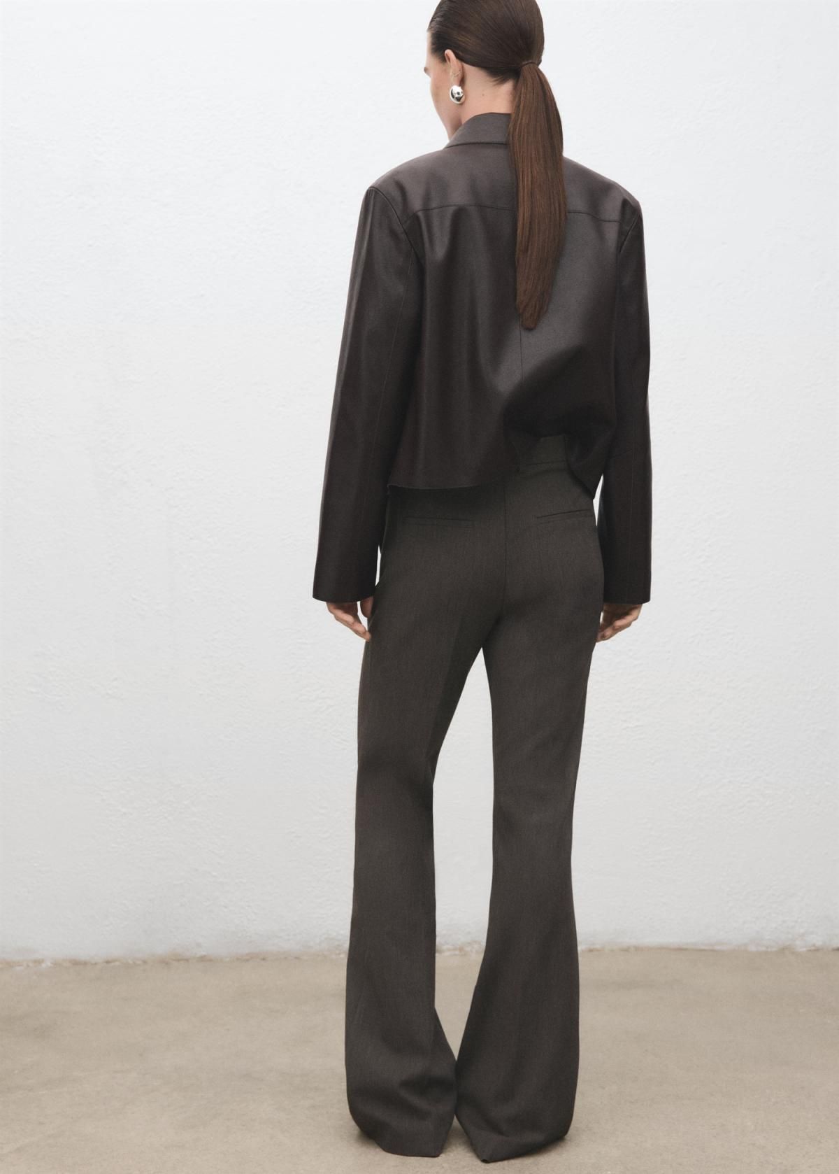 망고 테일러드 미드웨이스트 플레어 슬랙스 팬츠 17006734 GRIS - 상세 이미지 3