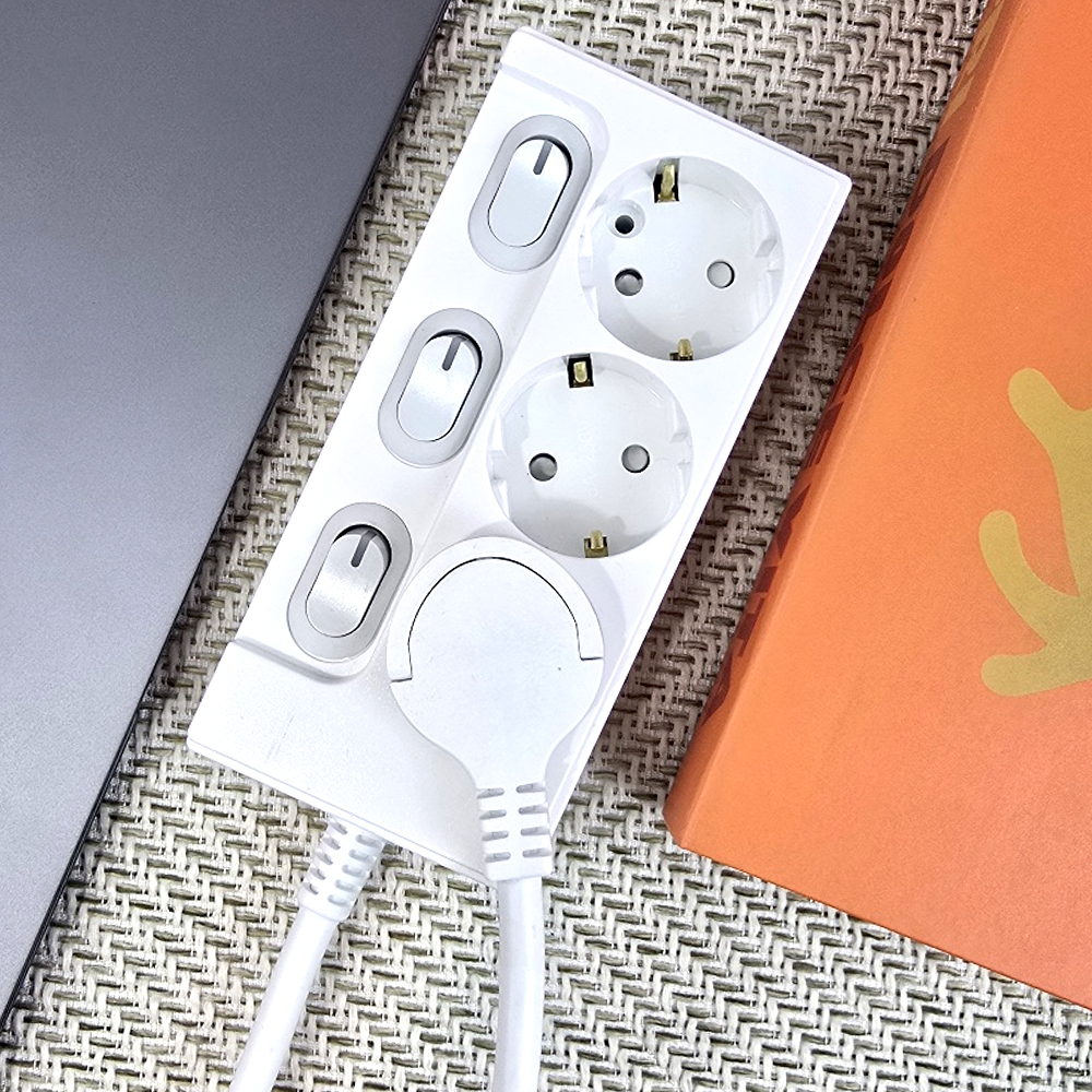 1+1 제로갭 국산 슬림 납작 멀티탭 3구 고용량 개별스위치 16A 1m