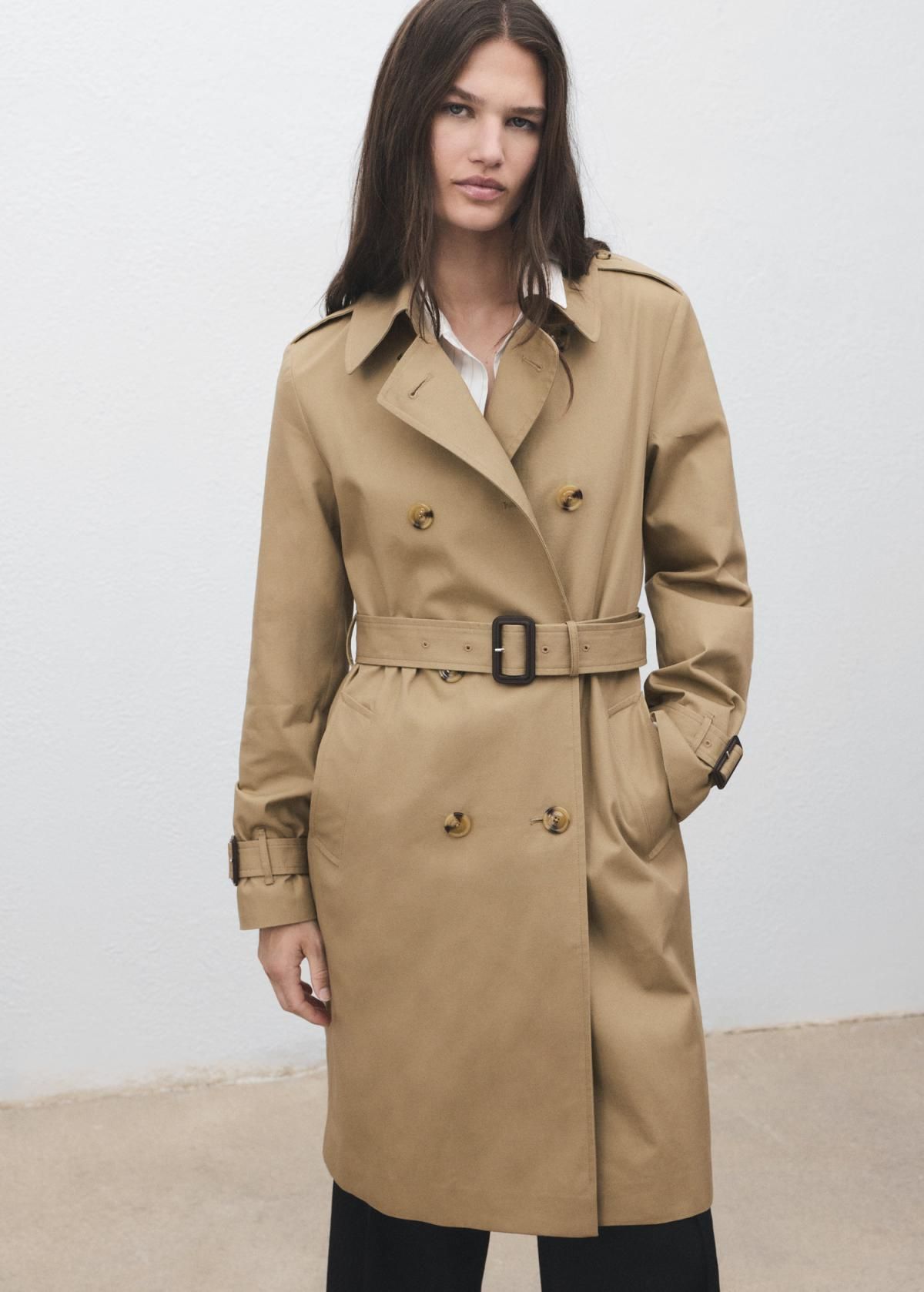 망고 클래식 베이지 코튼 더블버튼 벨트 트렌치코트 17075789 BEIGE - 상세 이미지 2