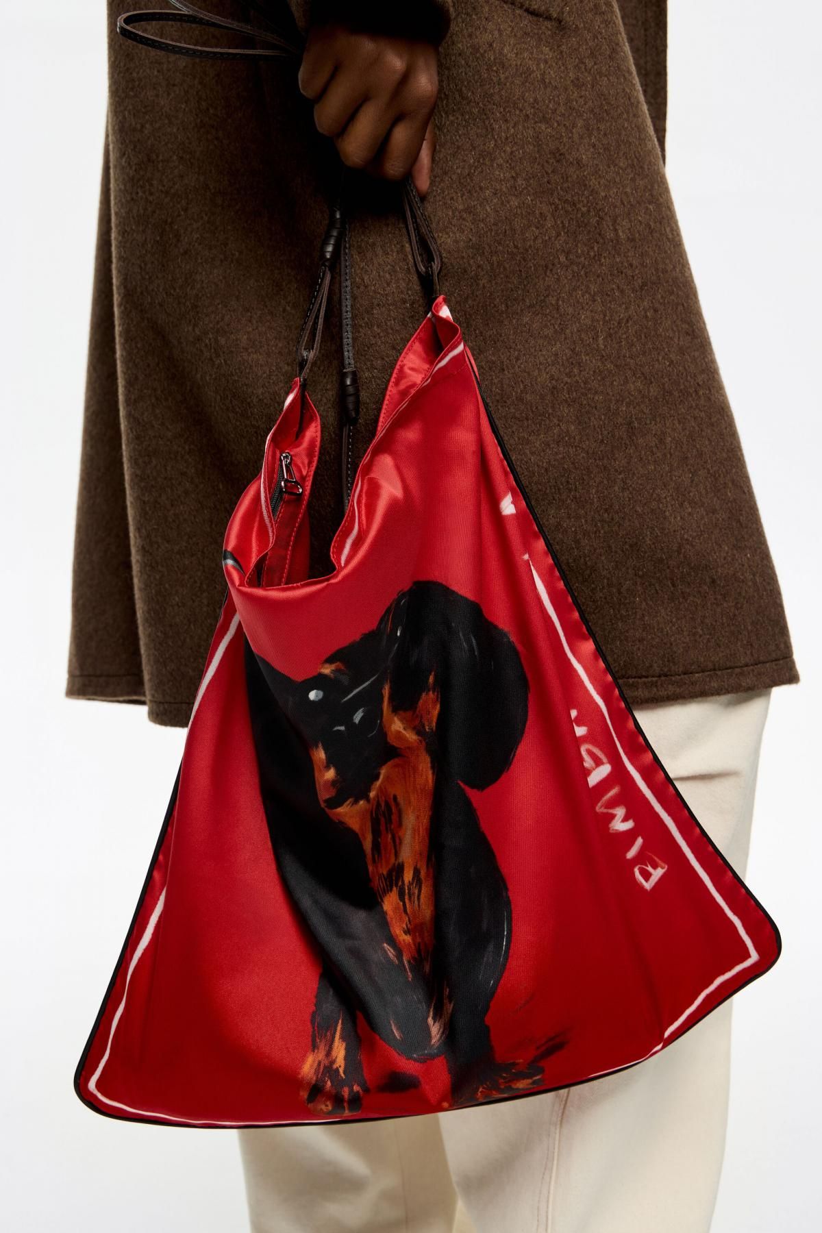 빔바이롤라 캐주얼 도그 프린트 레드 소프트 숄더백 252BBWJ2F.10200 RED - 상세 이미지 2