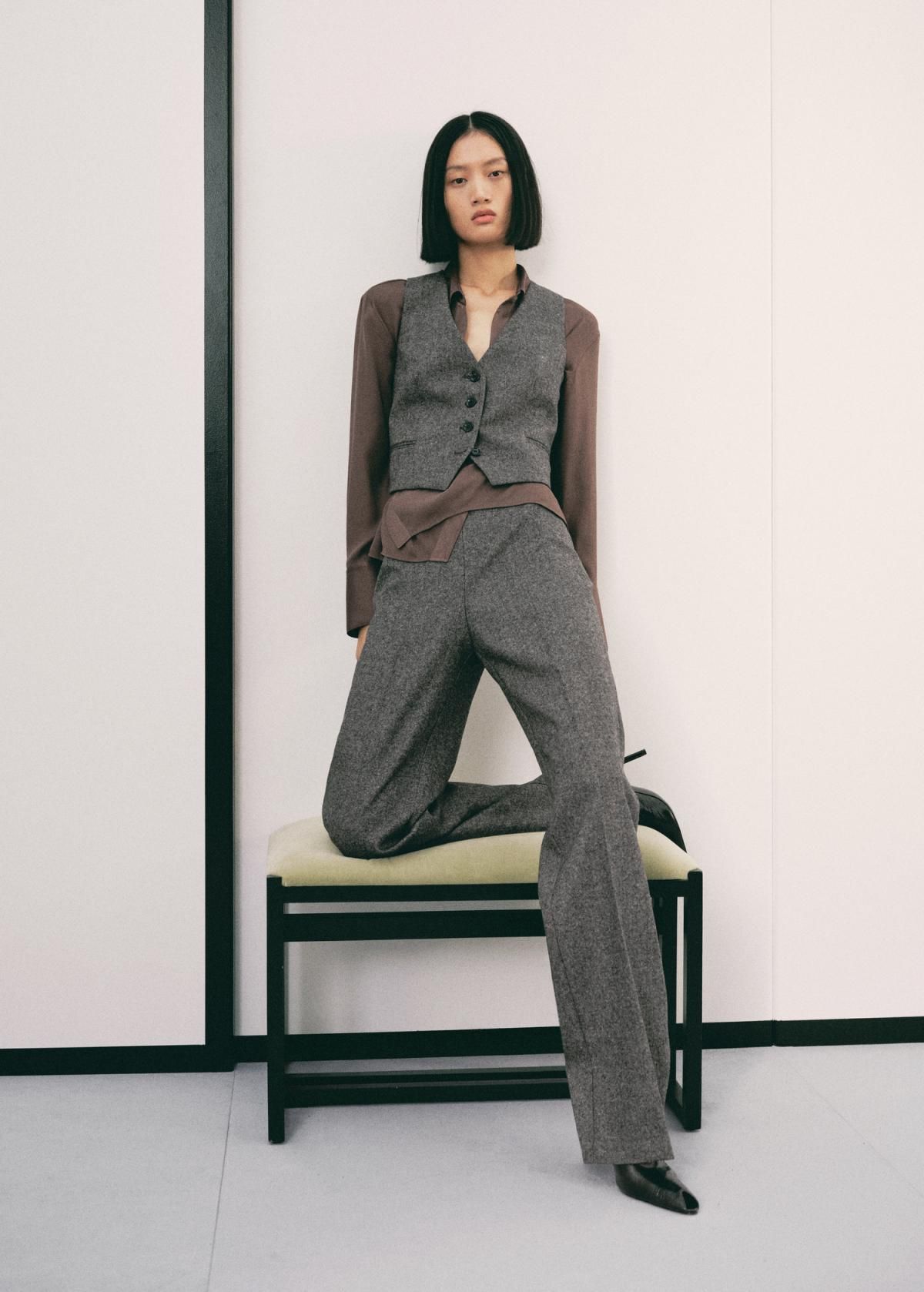 망고 울 블렌드 하이웨이스트 스트레이트 슬랙스 팬츠 17017914 GRIS - 상세 이미지 3