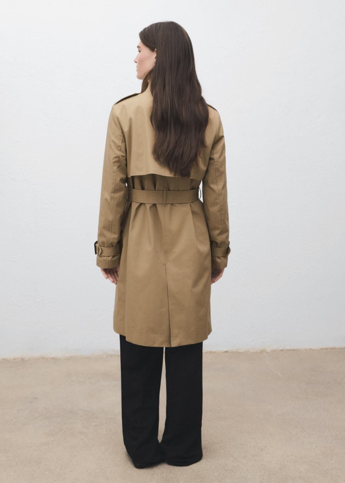 망고 클래식 베이지 코튼 더블버튼 벨트 트렌치코트 17075789 BEIGE - 상세 이미지 4