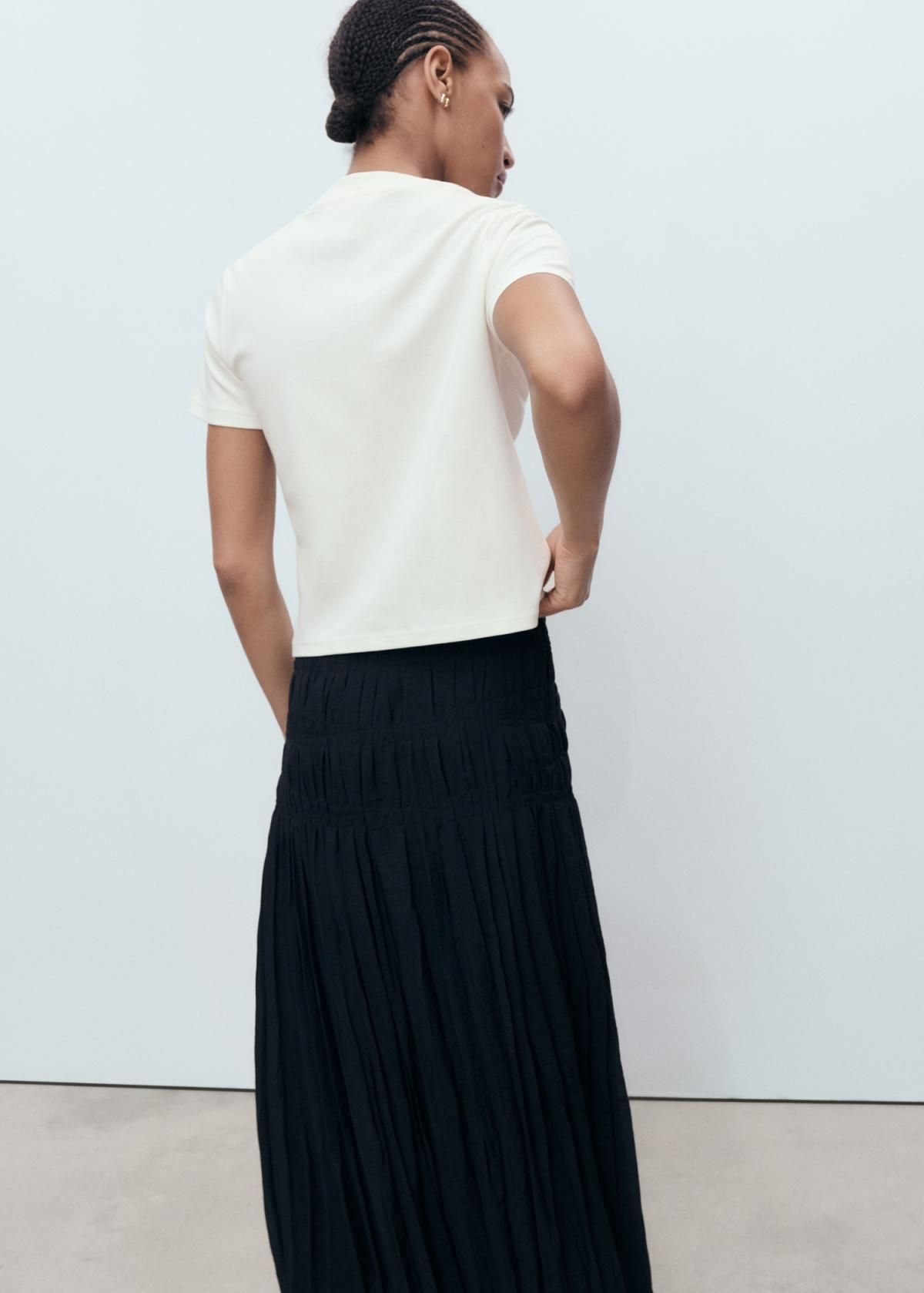 망고 플로럴 자수 코튼 반팔 티셔츠 17042908 BLANCO ROTO - 상세 이미지 4