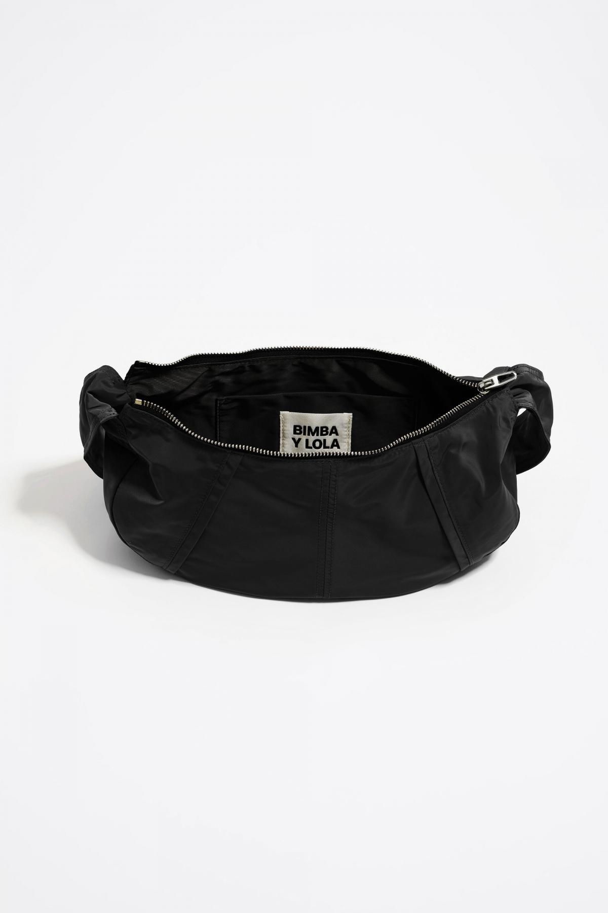 빔바이롤라 테크니컬 나일론 블랙 스몰 문백 252BBIJ9S.10000 BLACK - 상세 이미지 4