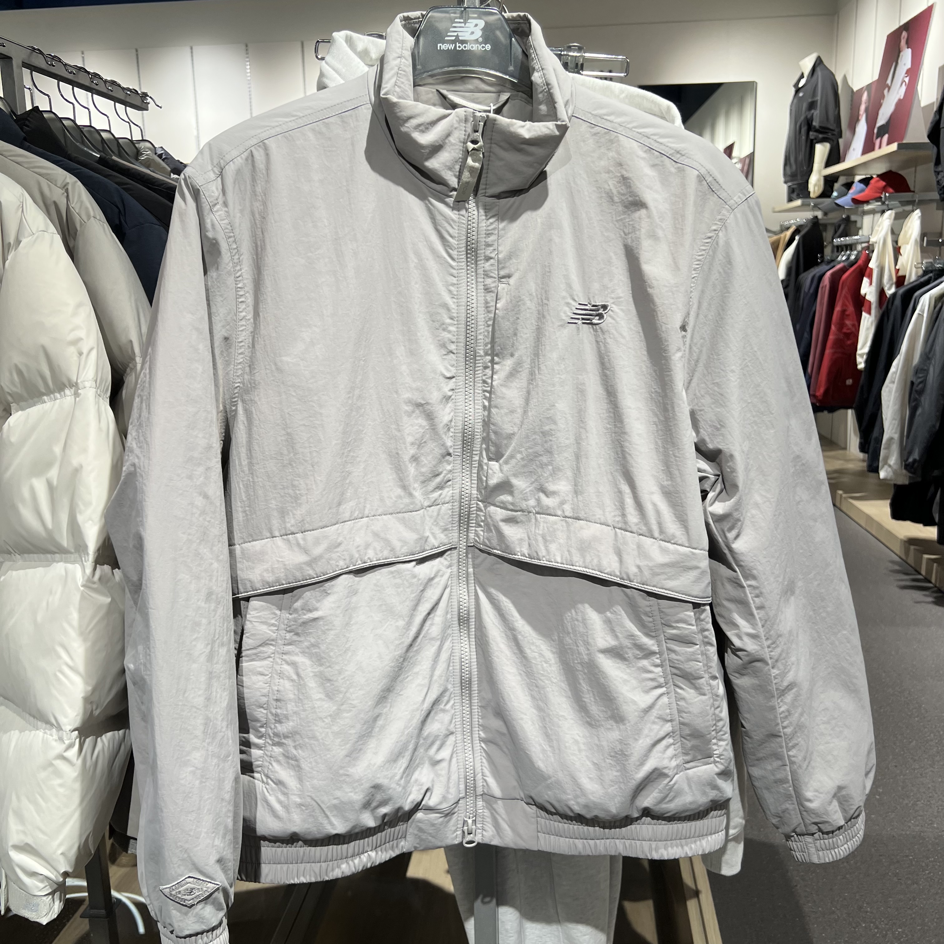 뉴발란스 25FW 헤리티지 스탠넥 패딩자켓 - 상세 이미지 2