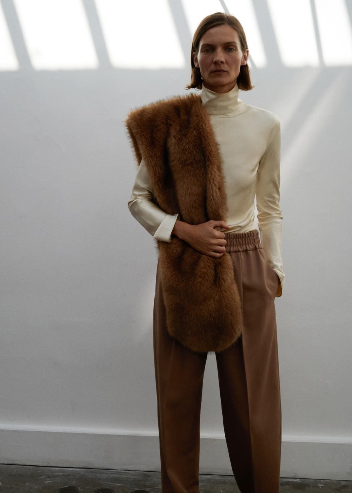 망고 100 울 테크니컬 하이웨이스트 밴딩 와이드 팬츠 17006365 MARRON MEDIO - 상세 이미지 2