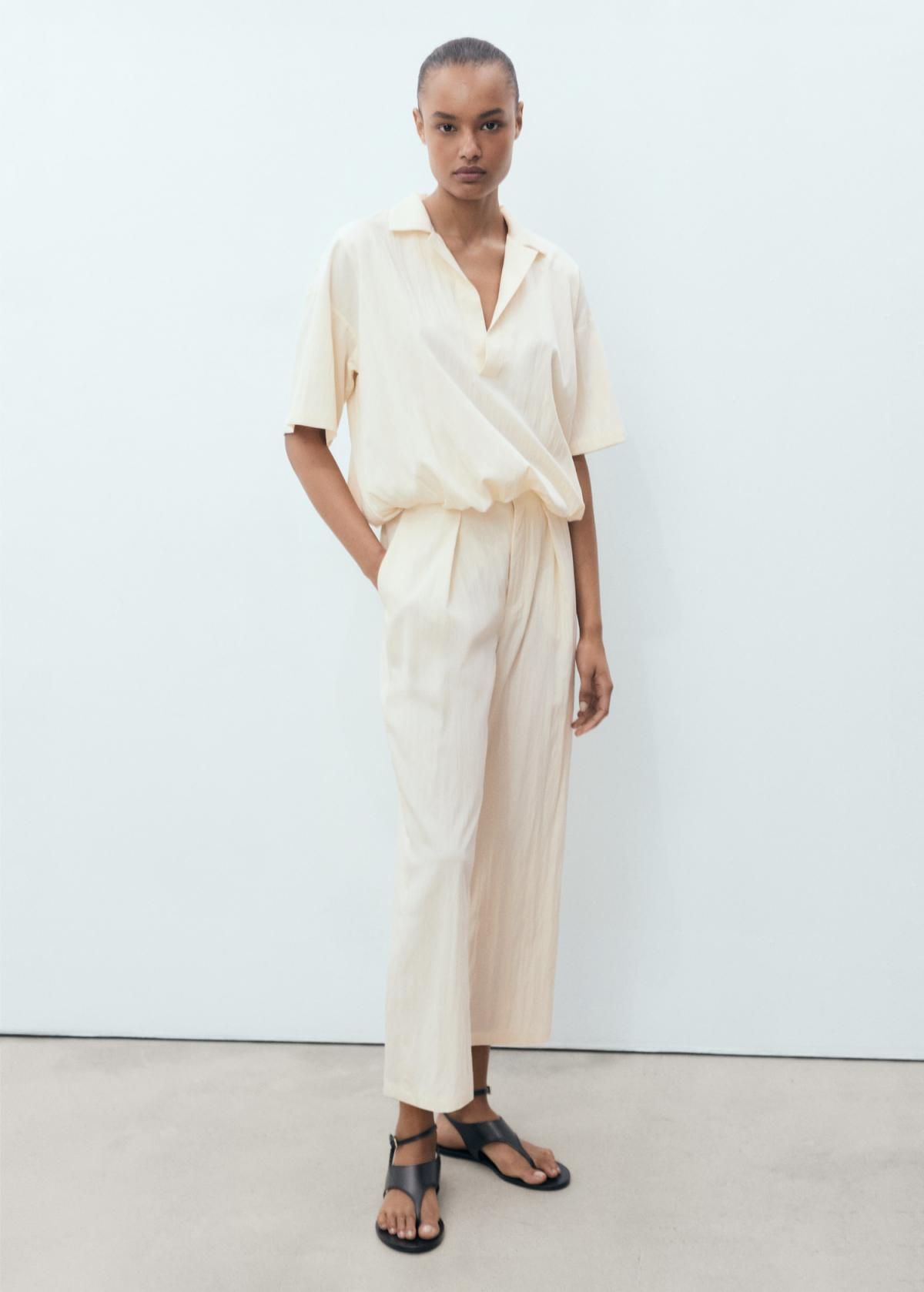 망고 크롭 텍스처 와이드 슬랙스 팬츠 17081154 VAINILLA - 상세 이미지 2