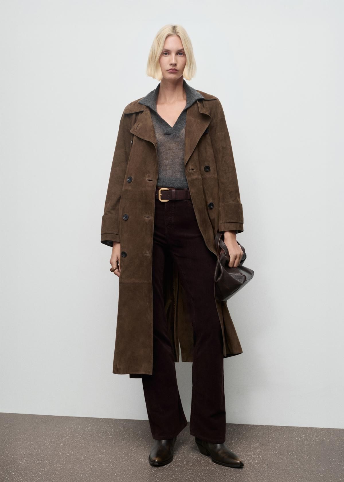 망고 벨벳 플레어 하이웨이스트 팬츠 17027782 CHOCOLATE - 상세 이미지 2