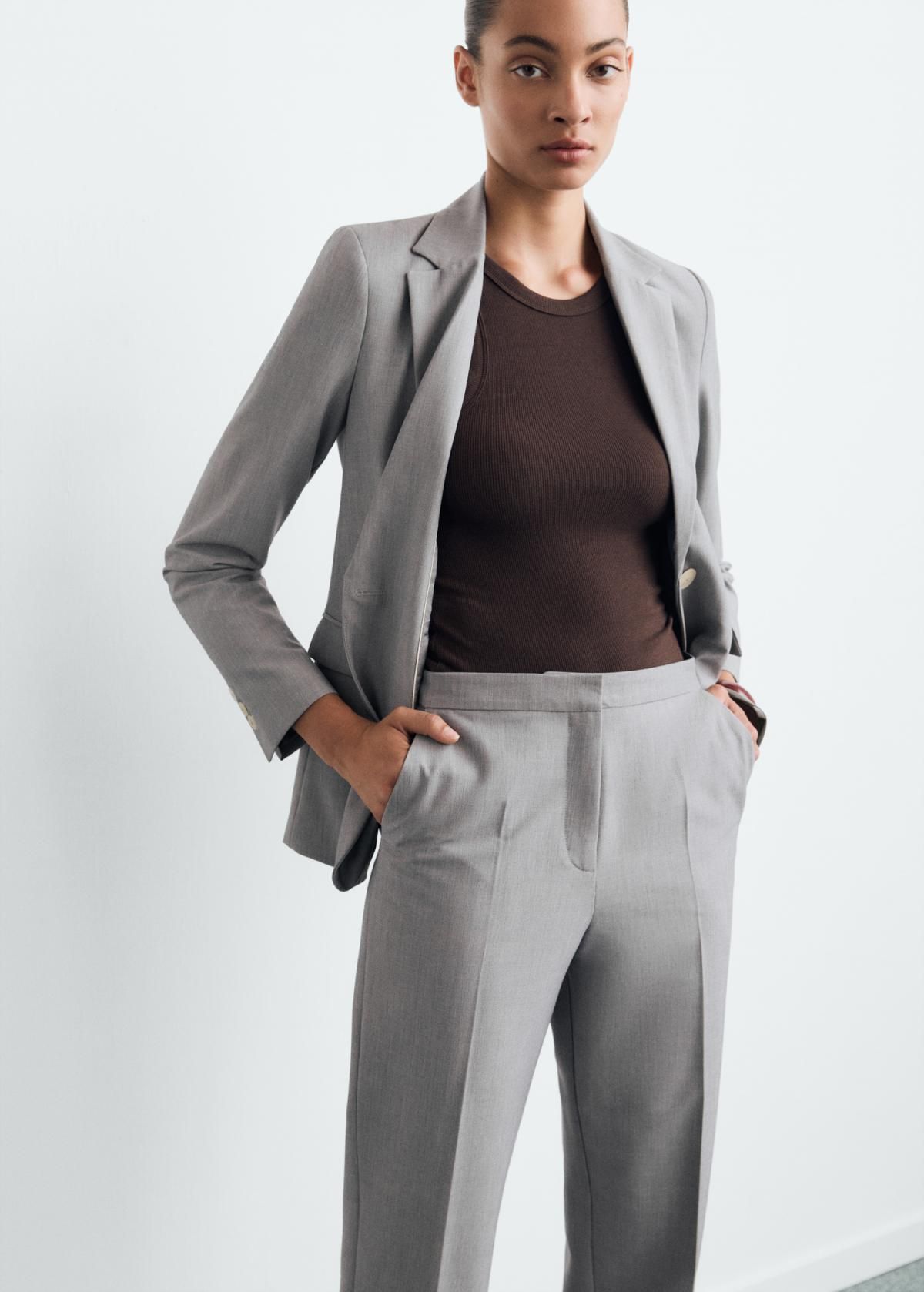 망고 테일러드 미디엄웨이스트 슬림핏 슬랙스 팬츠 87073292 GRIS - 상세 이미지 4