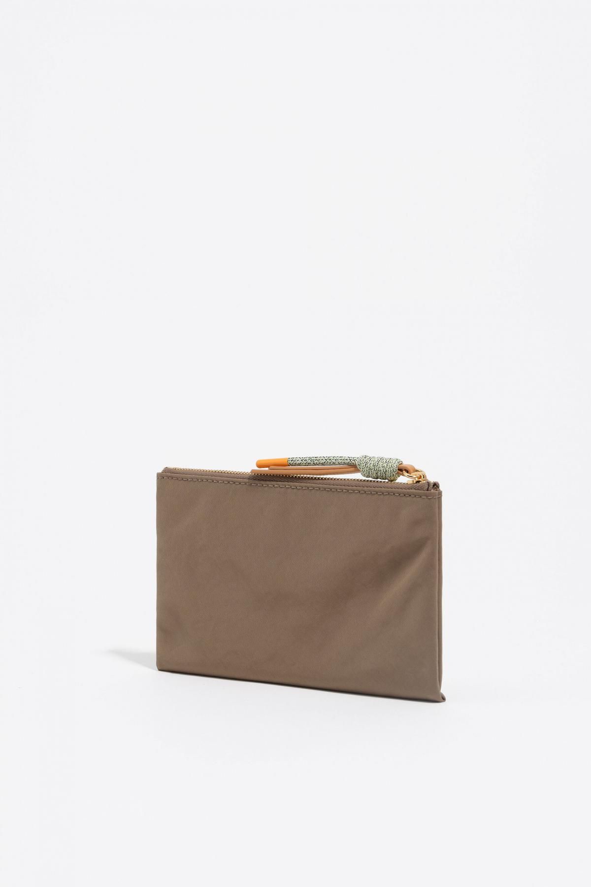 빔바이롤라 테크니컬 나일론 카키브라운 포켓 파우치 252BBI205.11546 KHAKI BROWN - 상세 이미지 4