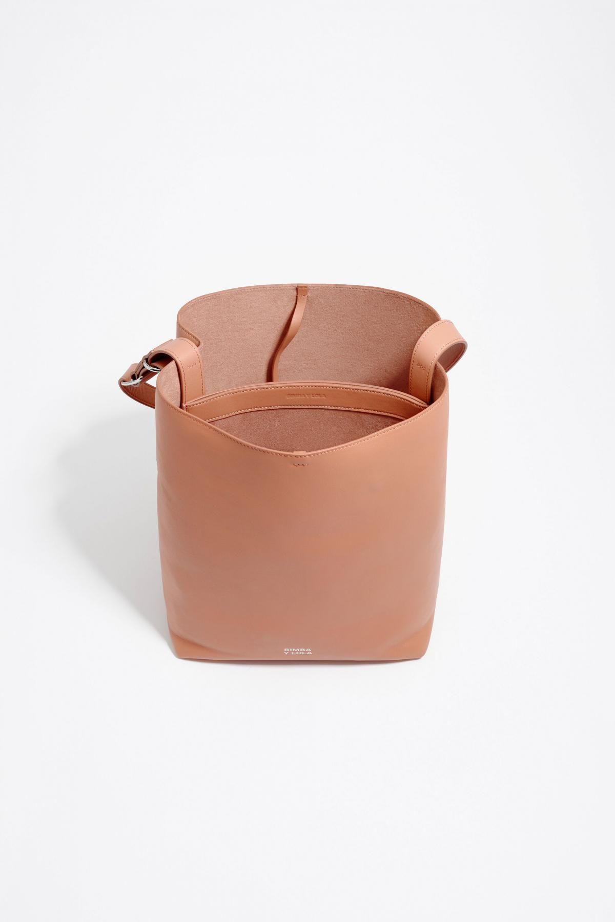 빔바이롤라 베이직 핑크 라지 레더 카를리노 버킷백 252BBAJ9U.10300 PINK - 상세 이미지 4