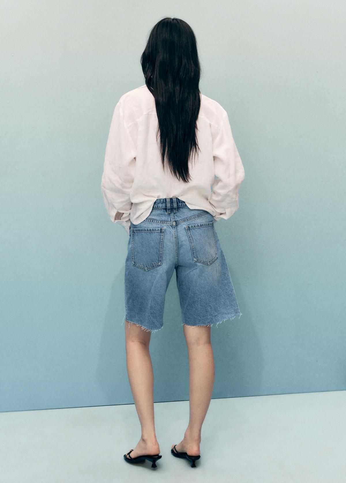 망고 트렌디 데님 컷오프 버뮤다 반바지 17081193 AZUL MEDIO - 상세 이미지 4