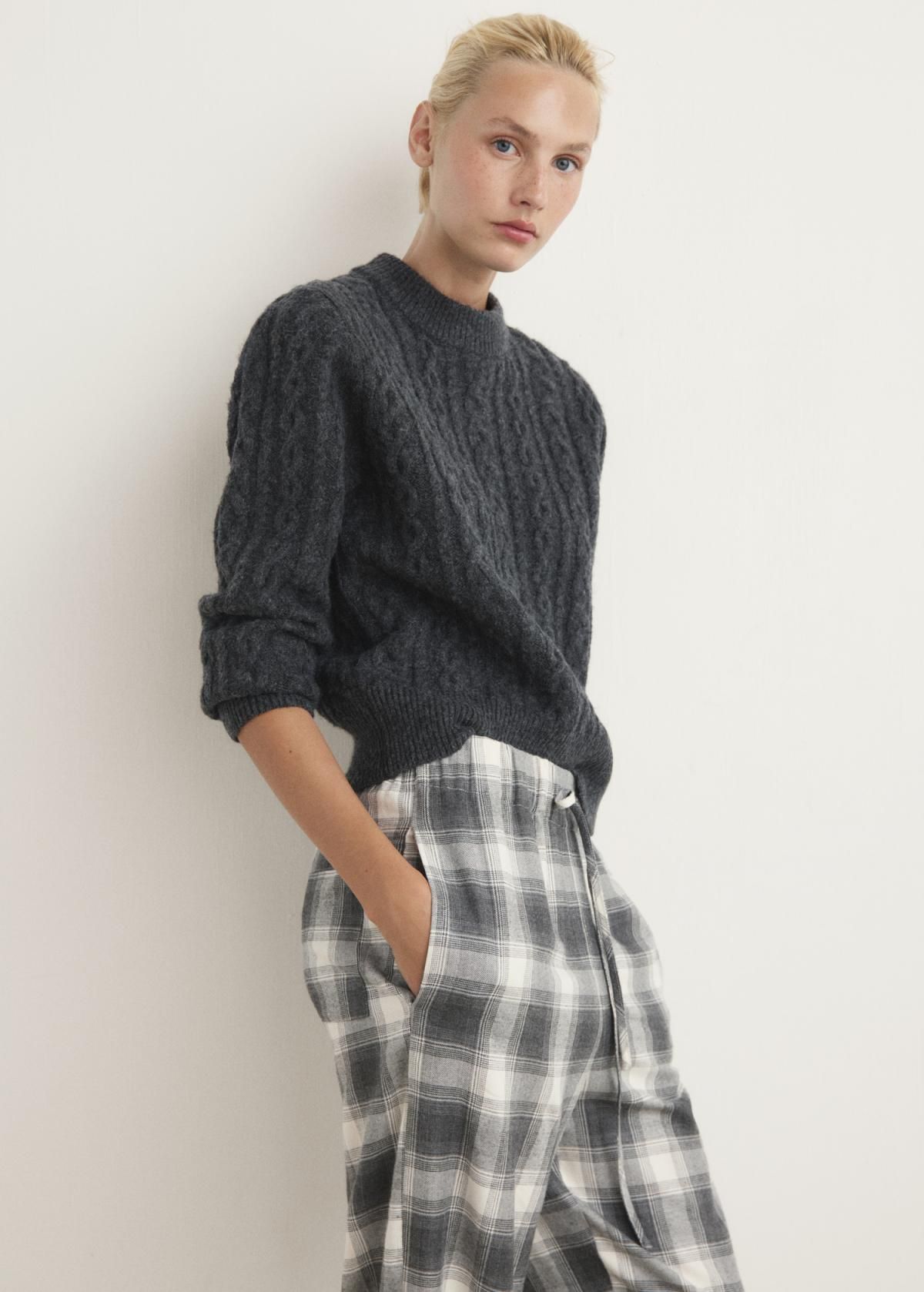 망고 플란넬 체크 스트레이트 와이드 팬츠 17077128 GRIS - 상세 이미지 4