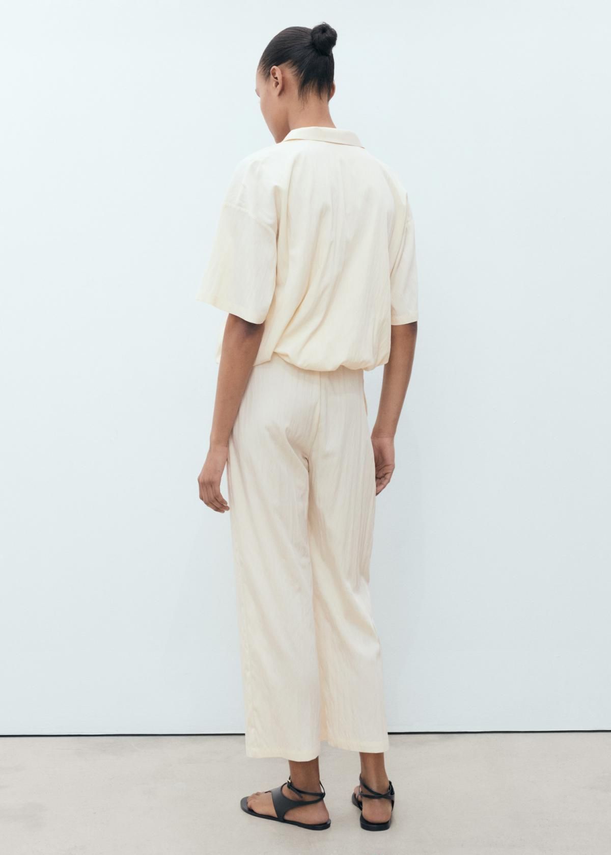 망고 크롭 텍스처 와이드 슬랙스 팬츠 17081154 VAINILLA - 상세 이미지 3