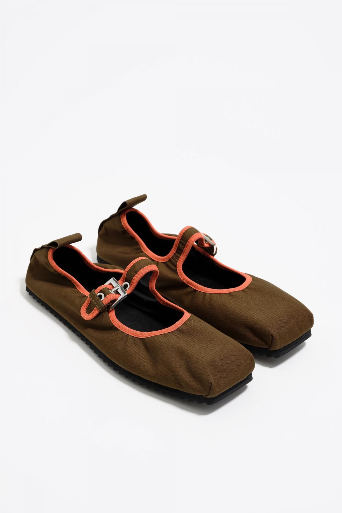 빔바이롤라 테크니컬 코팅 패브릭 밀리터리 발레리나 플랫슈즈 252BZ0437.10512 ARMY GREEN - 상세 이미지 3