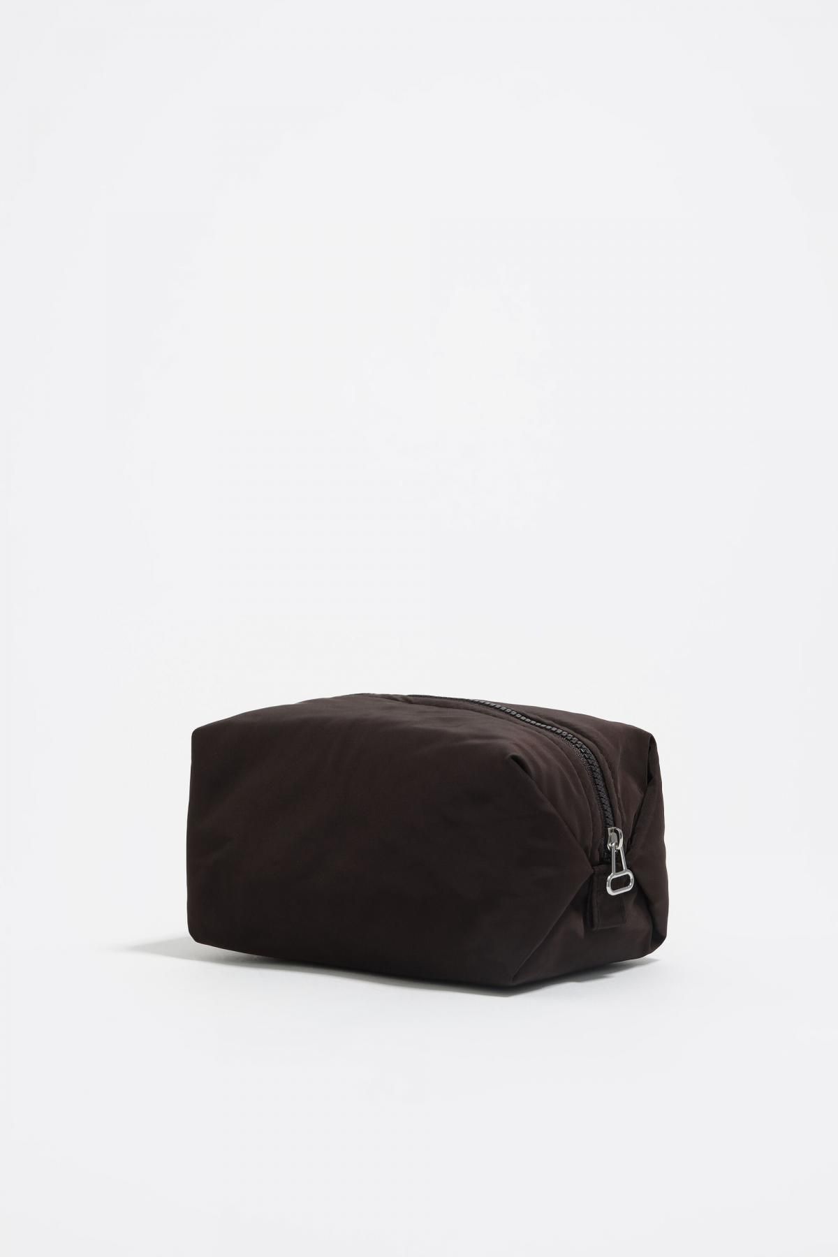 빔바이롤라 차콜 테크니컬 나일론 라지 코스메틱 파우치 252BBI484.10028 CHARCOAL - 상세 이미지 4