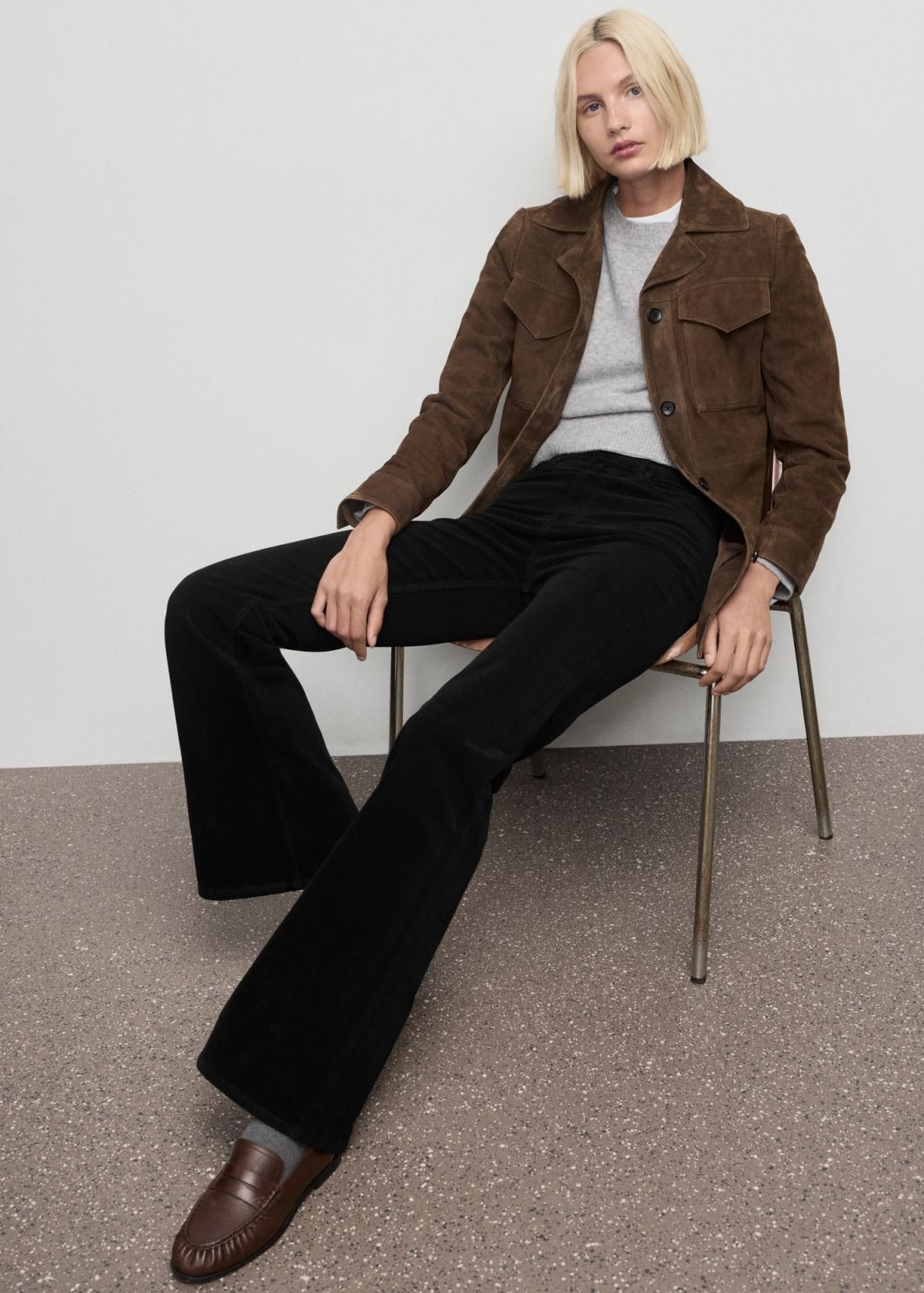 망고 벨벳 플레어 하이웨이스트 팬츠 17057781 NEGRO - 상세 이미지 5