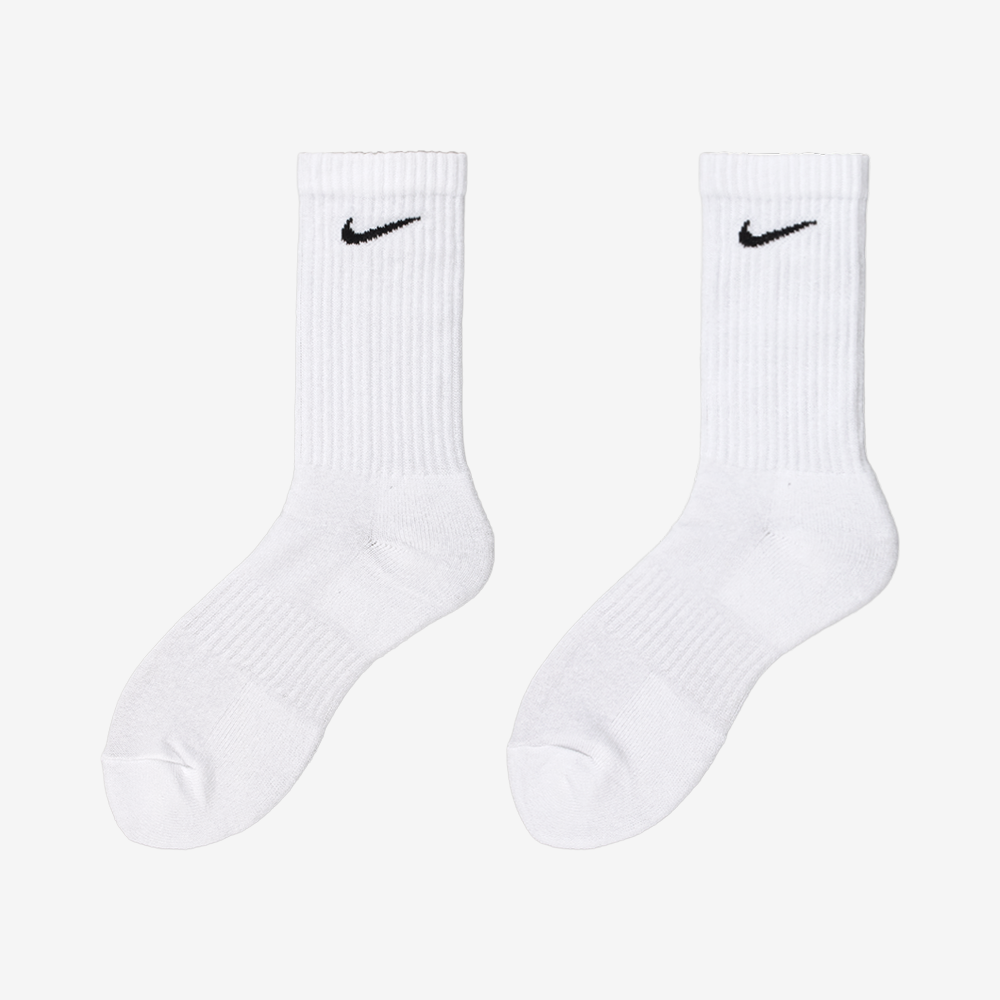 나이키 에브리데이 스우시 장목 양말 3팩 SX7664-100