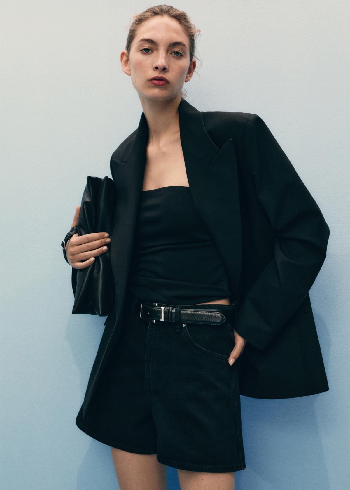 망고 블랙 데님 하이웨이스트 스트레이트 핏 숏팬츠 17071199 DENIM NEGRO - 상세 이미지 5