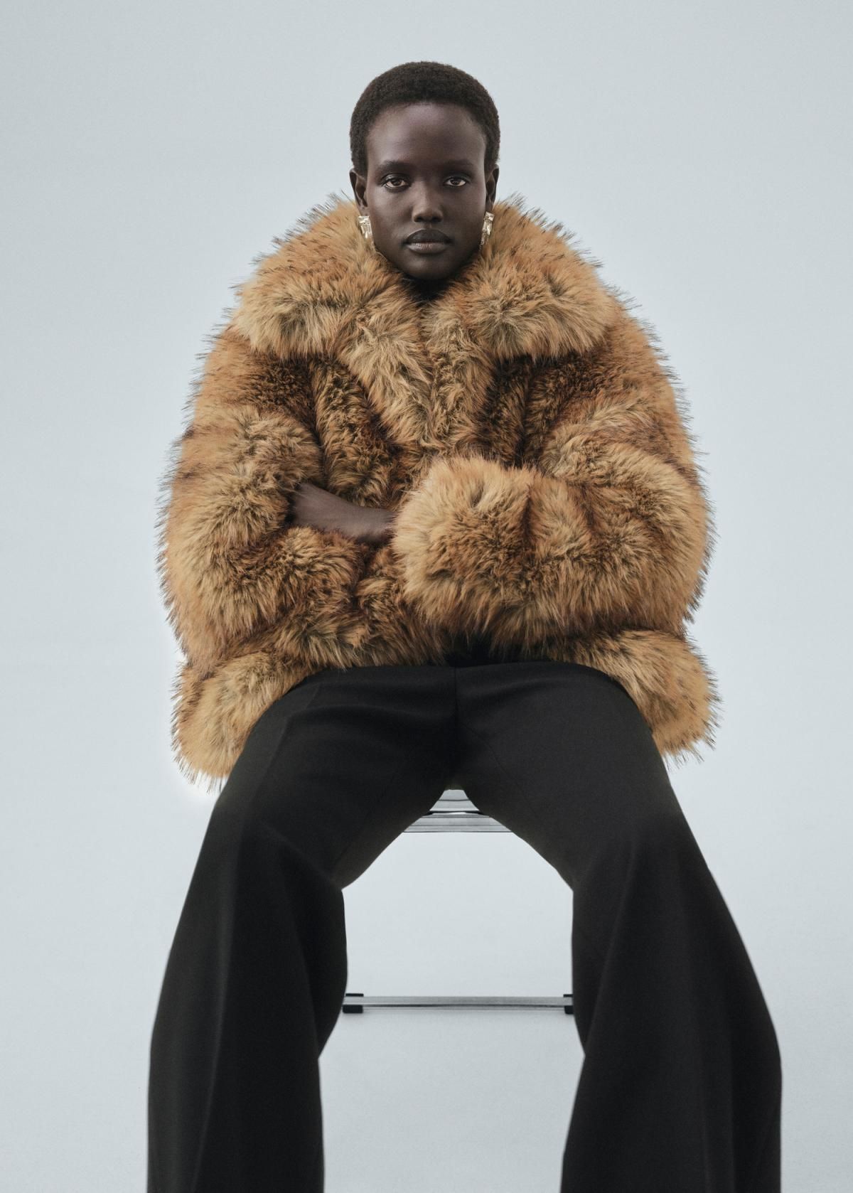 망고 테크니컬 플레어 슬랙스 팬츠 17016361 NEGRO - 상세 이미지 4