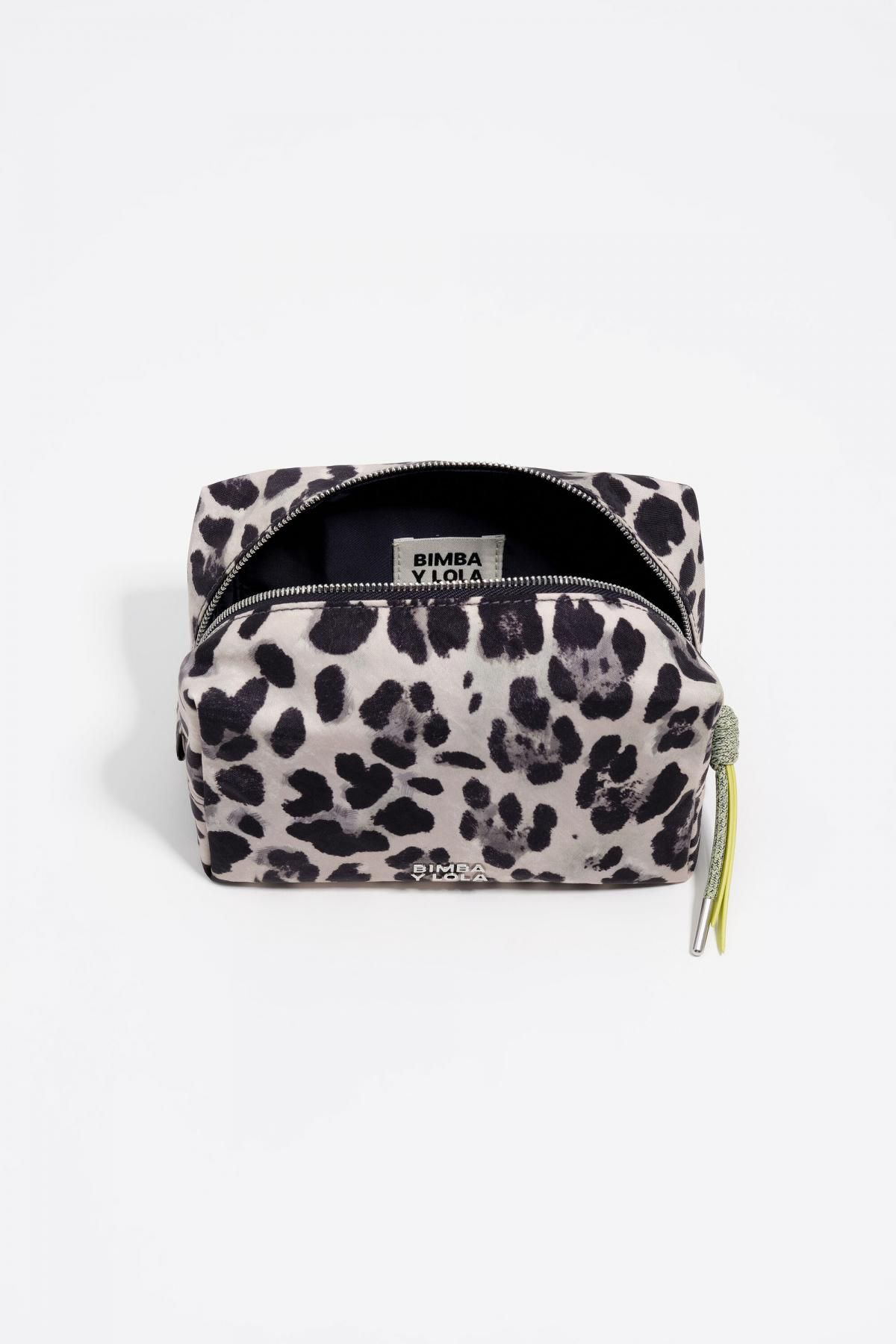 빔바이롤라 레오파드 프린트 나일론 미디엄 그레이 코스메틱 파우치 252BBK471.10342 LEOPARD GREY - 상세 이미지 3