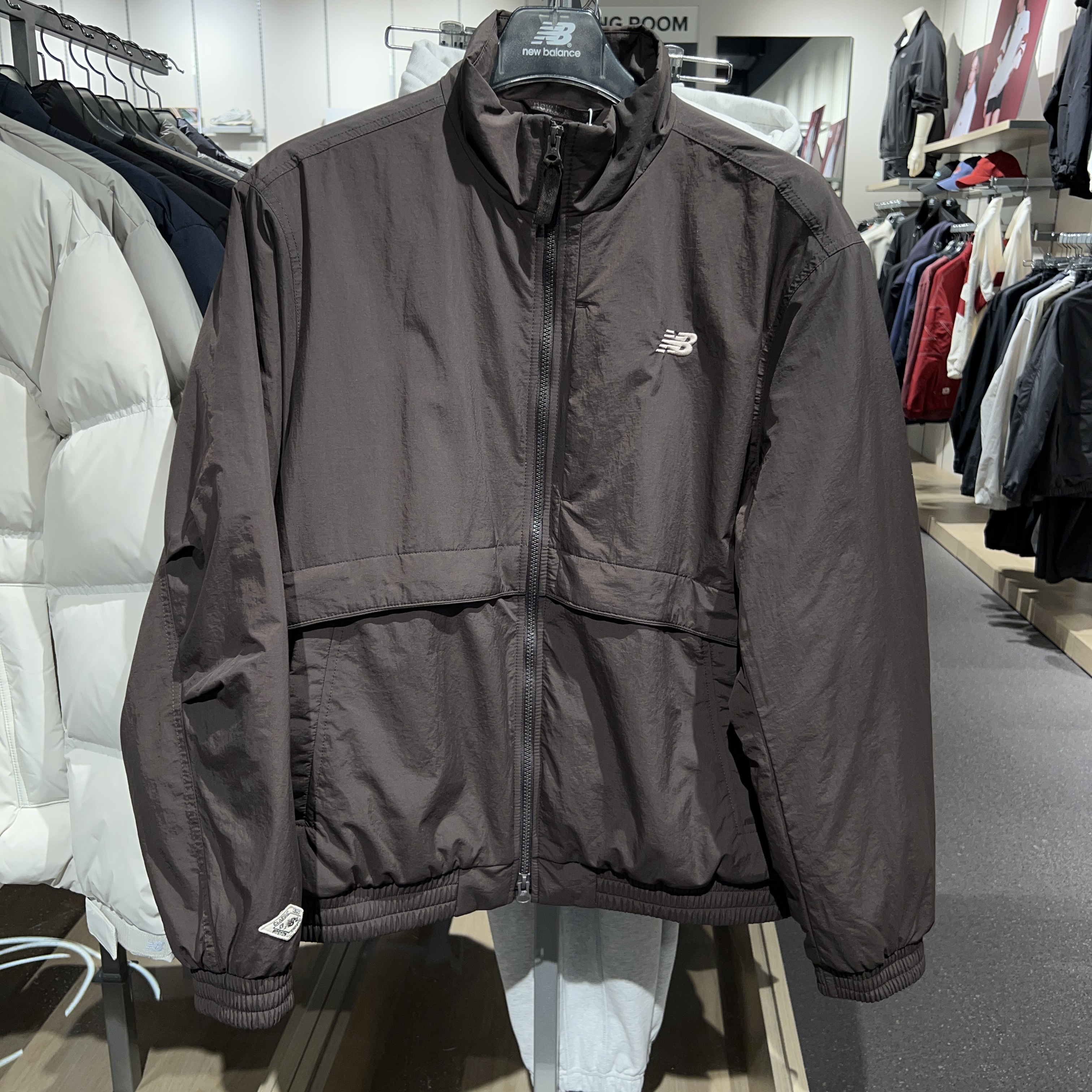 뉴발란스 25FW 헤리티지 스탠넥 패딩자켓 - 상세 이미지 5