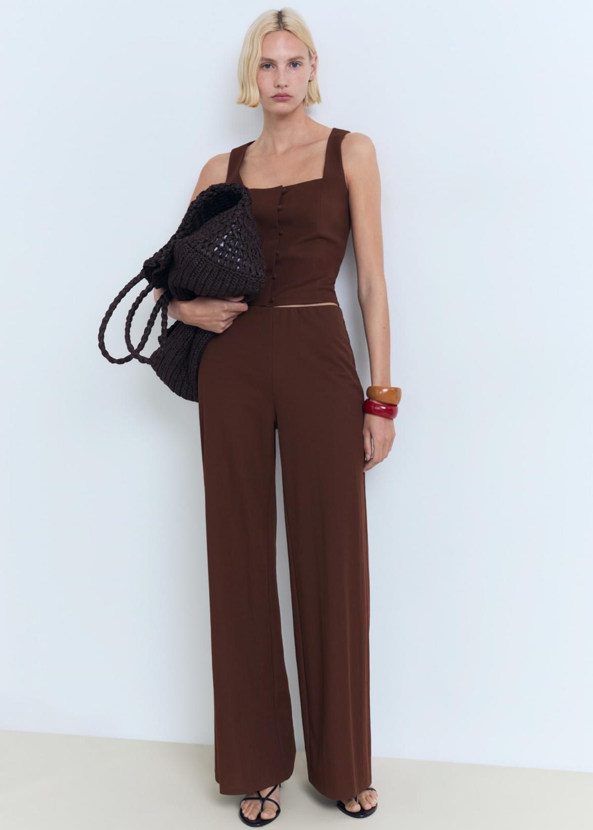 망고 플루이드 스트레이트 슬랙스 팬츠 브라운 17051238 CHOCOLATE - 상세 이미지 2