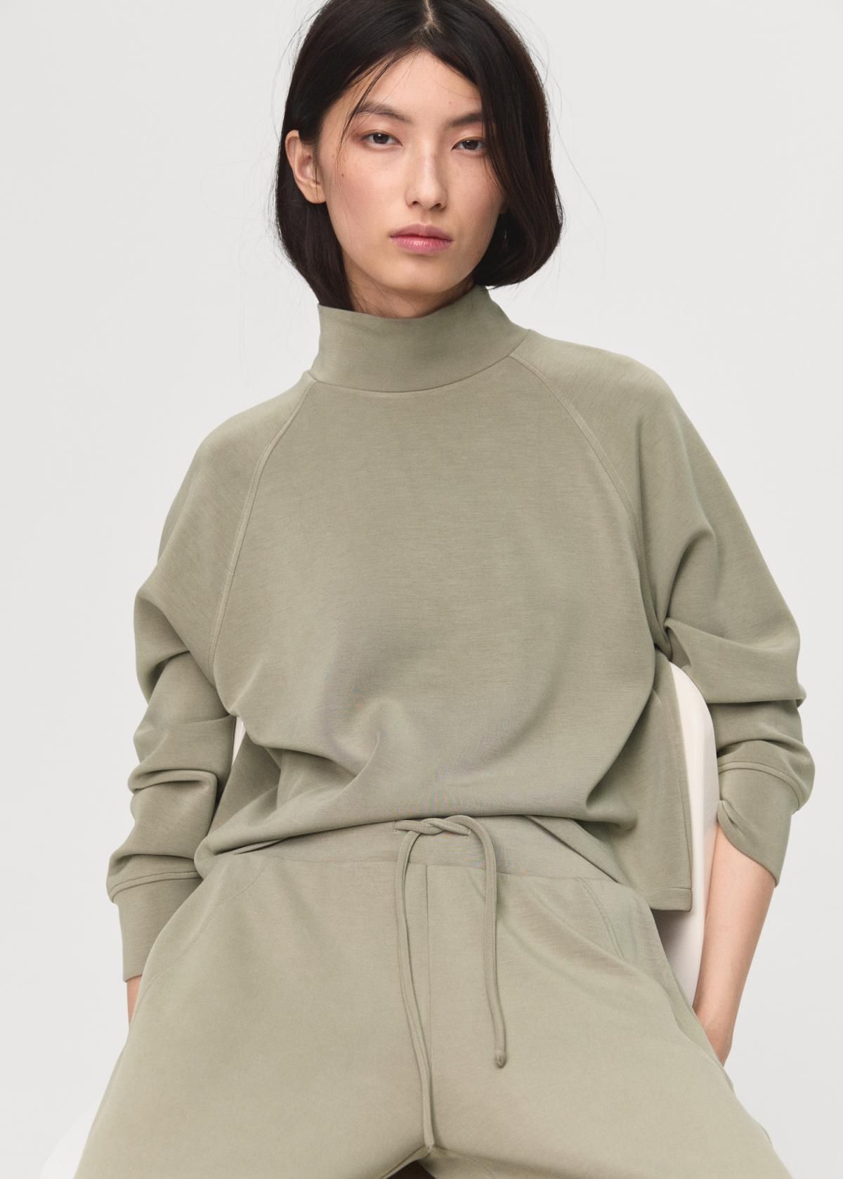 망고 와이드핏 드로스트링 조거 팬츠 17085812 KHAKI - 상세 이미지 4