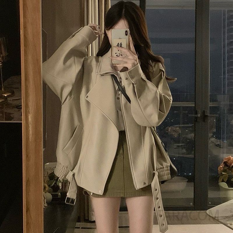 가을 여성 가죽자켓 라이더 스타일 트렌디한 레더 재킷 캐주얼한 착용감 출근룩 하객룩 실루엣이 돋보이는 모터사이클 감성 패션 - 상세 이미지 4